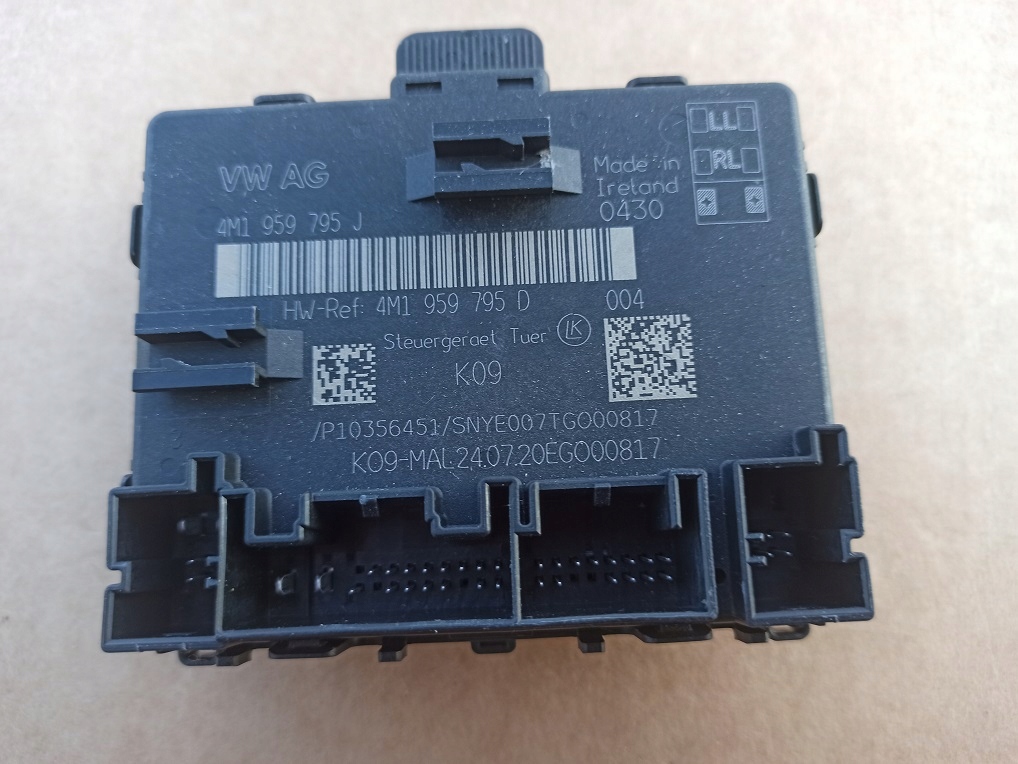 Audi a8 d5 moduł sterownik drzwi prawy tył 4M1959795J