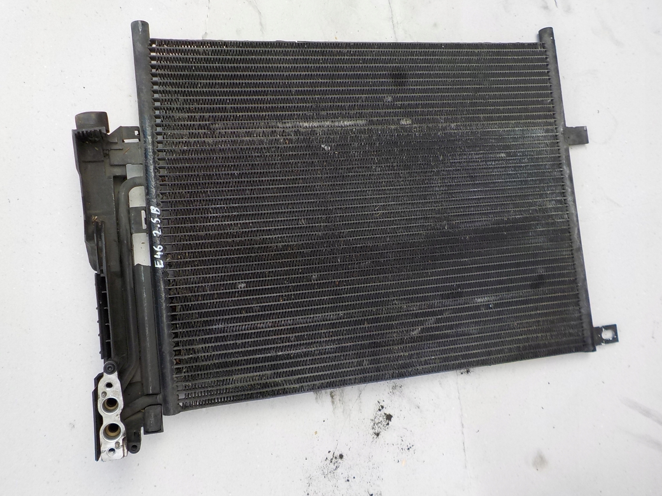 Radiateur climatisation bmw e46 2,5 B 99r