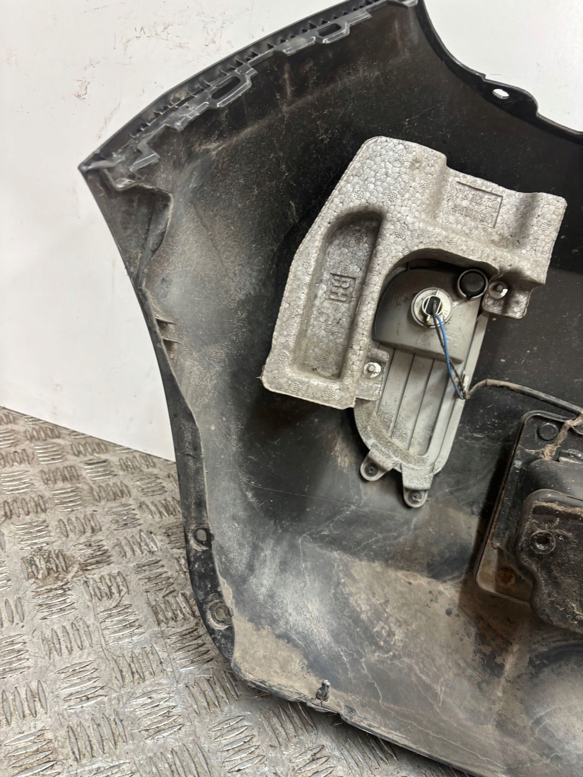 bumper rear sider KIA PICANTO II 11