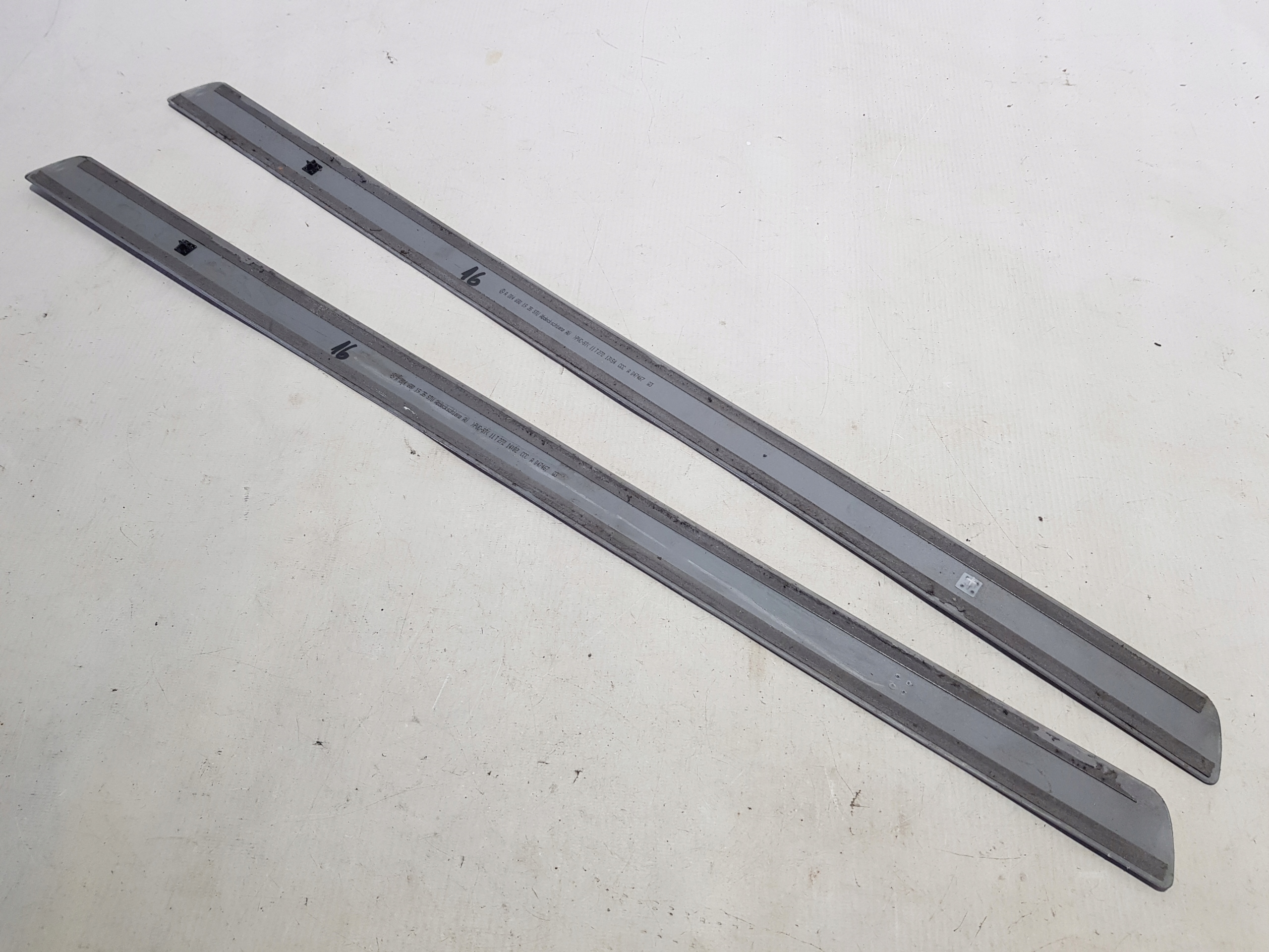 moulding threshold cap left right MERCEDES W204 COUPE