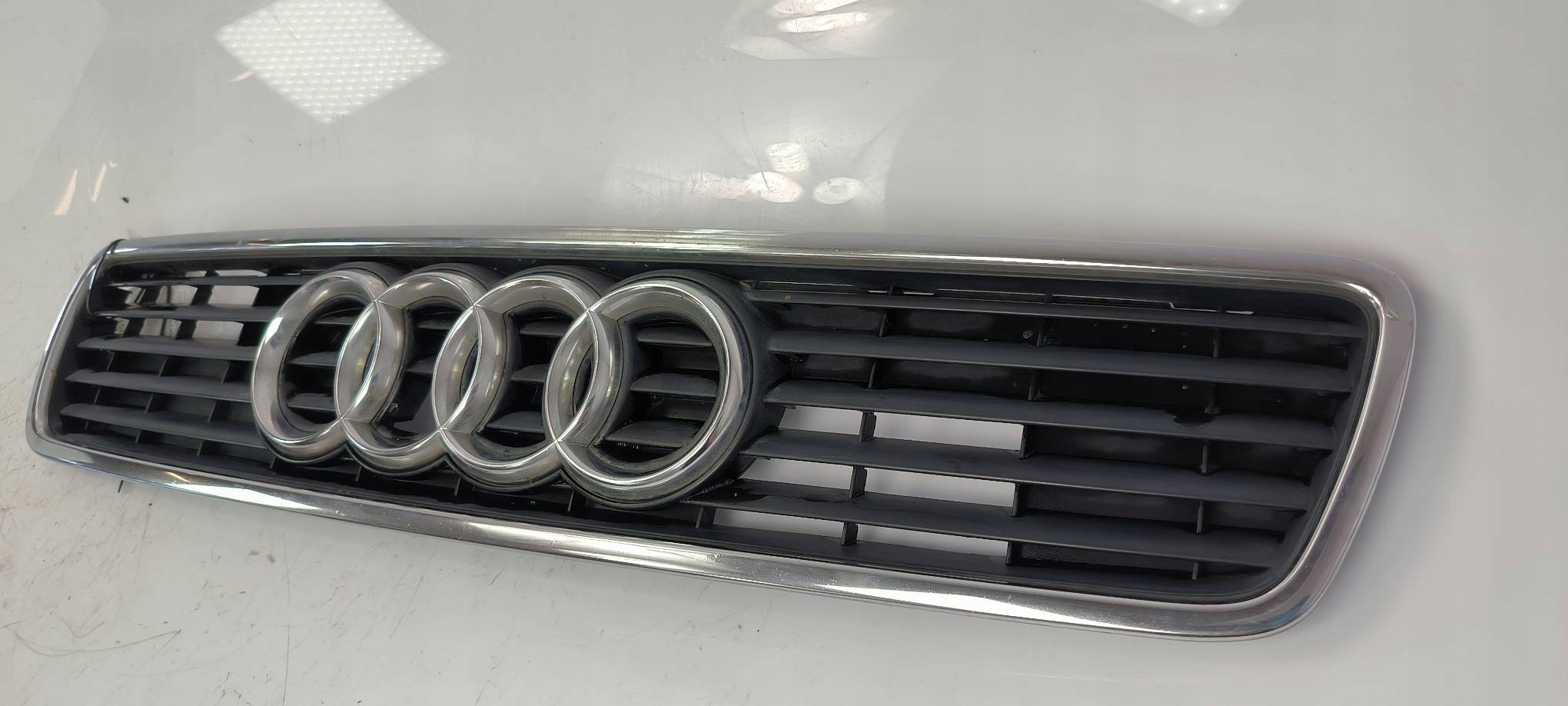 grill grille 8D0853651A AUDI A4 B5
