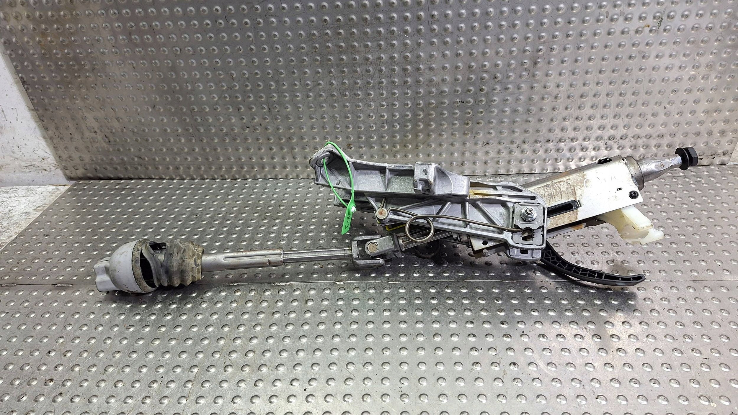 steering wheel rod BV6N-3C529-GE FORD FOCUS MK3
