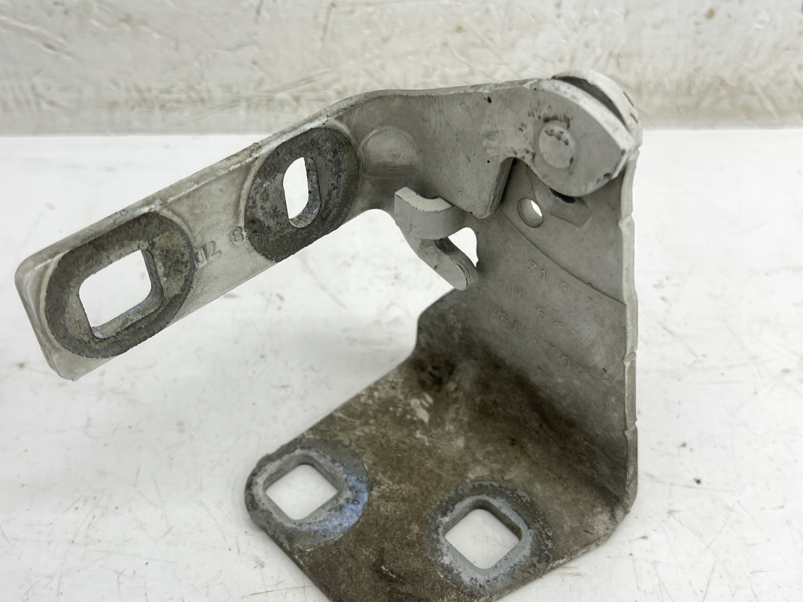 hinge right bonnets RENAULT TRAFIC II VIVARO and 2001-2014 ROK 312083