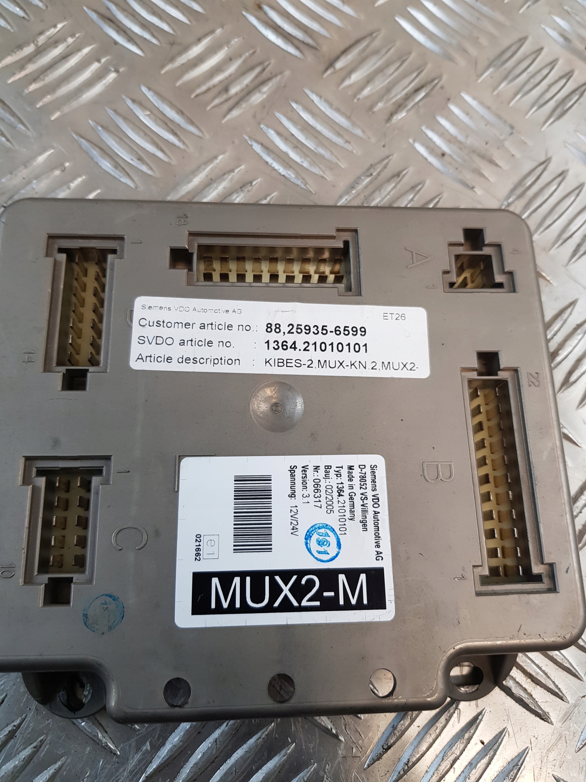 control unit SIEMENS VDO MUX2-M DO AUTOBUSU 1364.21010101 88.25935.6599