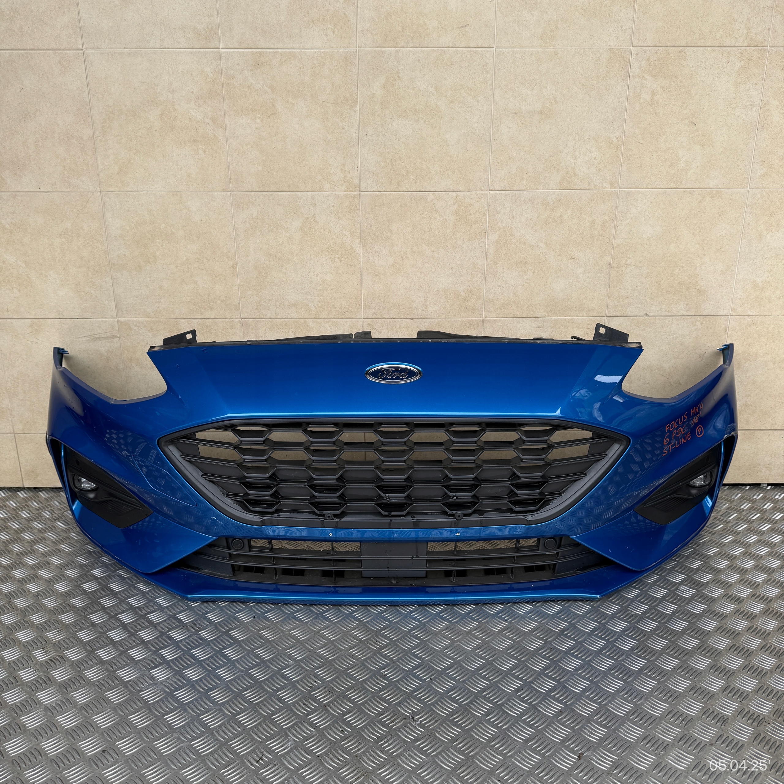 front bumper complete FORD FOCUS MK4 ST-LINE 2018 ROK 6 PDC
