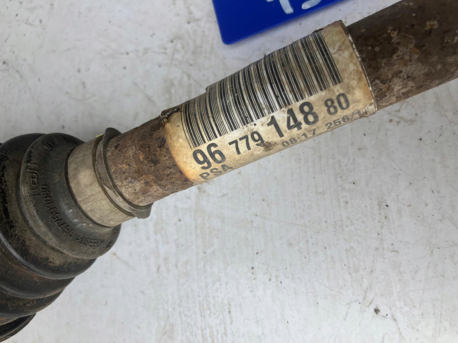 semi-axis left PEUGEOT 308 T9 1.6 EHDI 9677914880