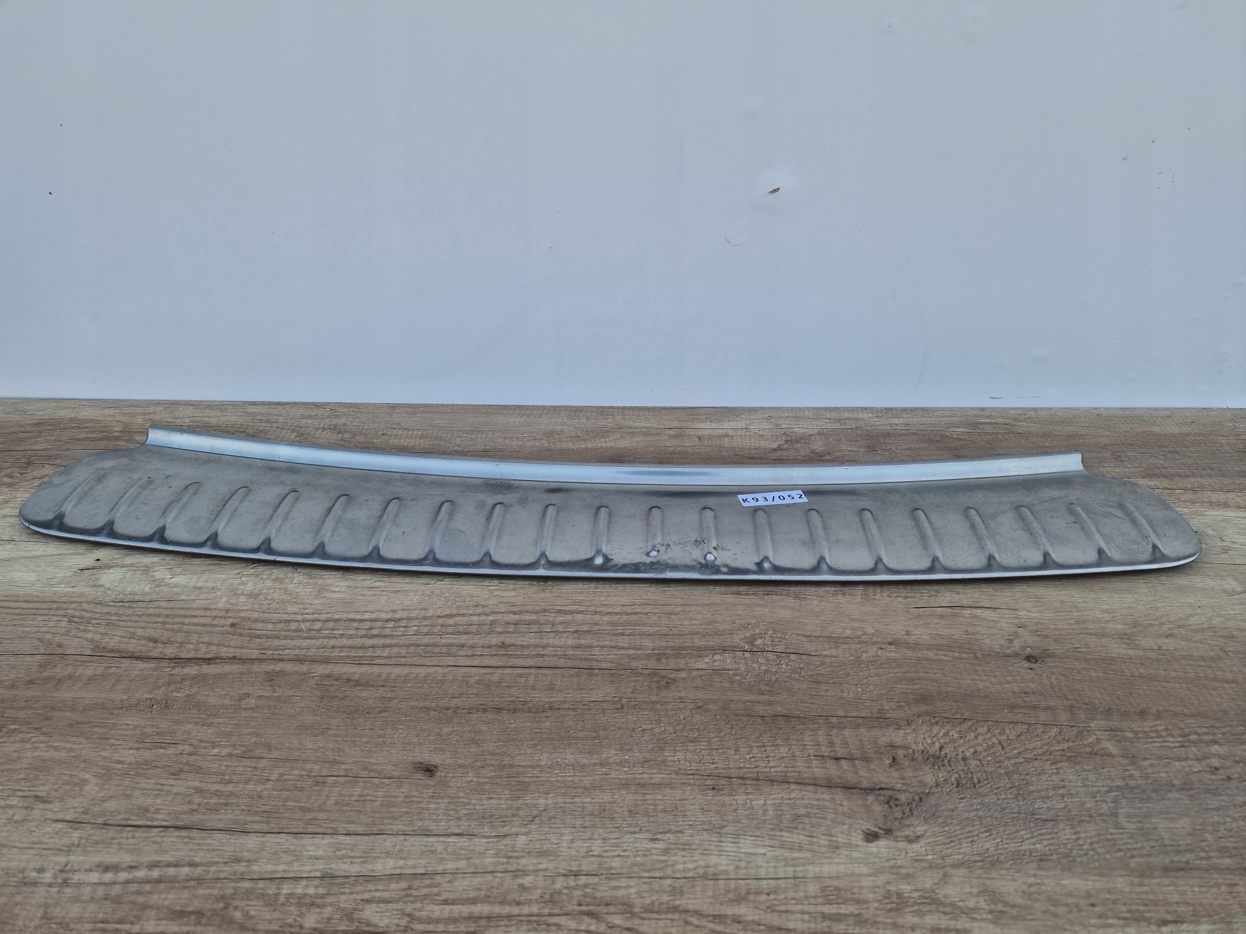 PORSCHE CAYENNE 7L BLECH LEISTE SCHUTZLEISTE DER STOSSSTANGE HECK OE