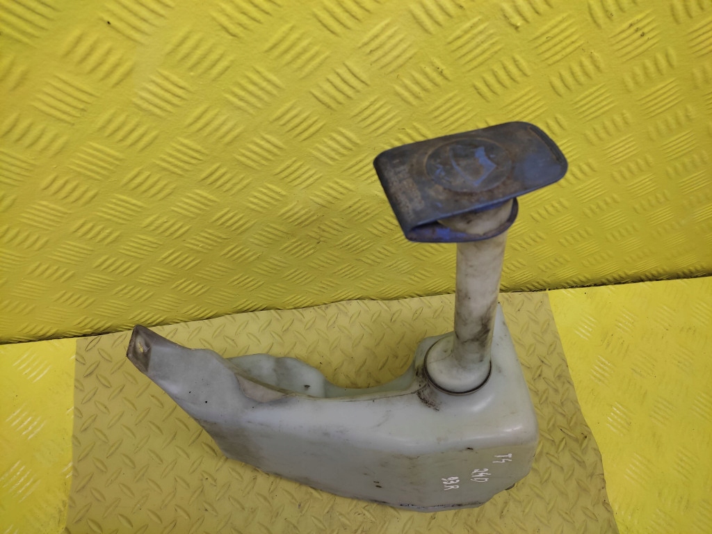 VW T4 2.4 D washer fluid tank 701955453