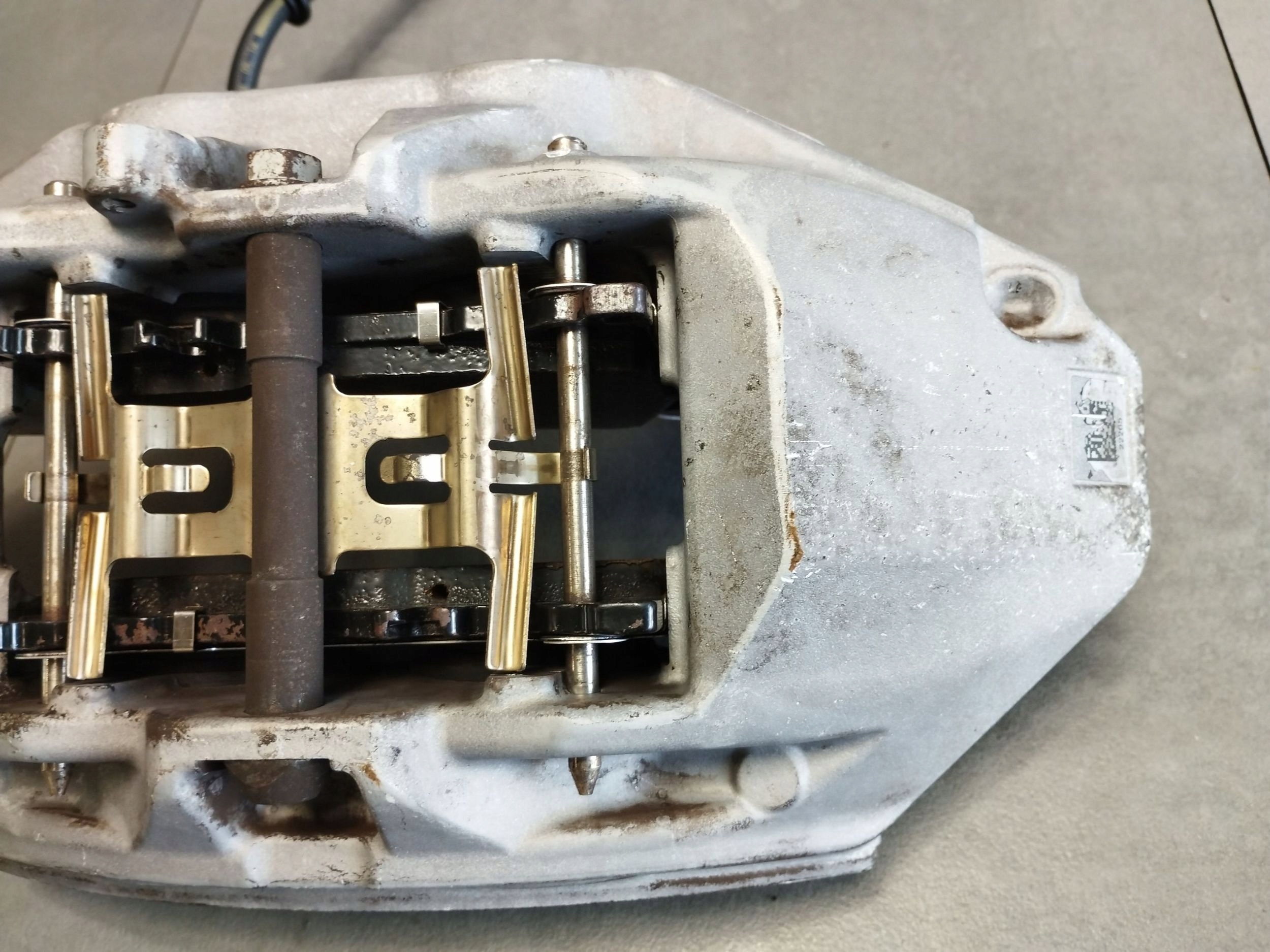 Mercedes-Benz S W222 2014 caliper left front A2224214598