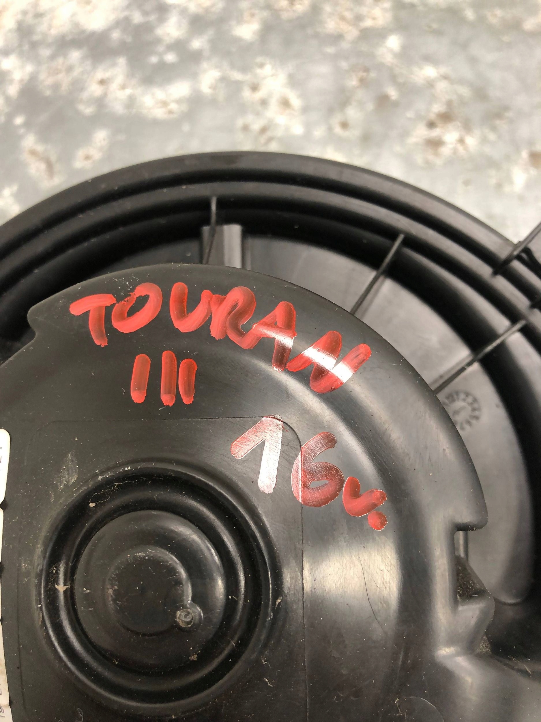 DMUCHAWA Lüfter VW TOURAN III 3Q1819021E 5Q0907521C