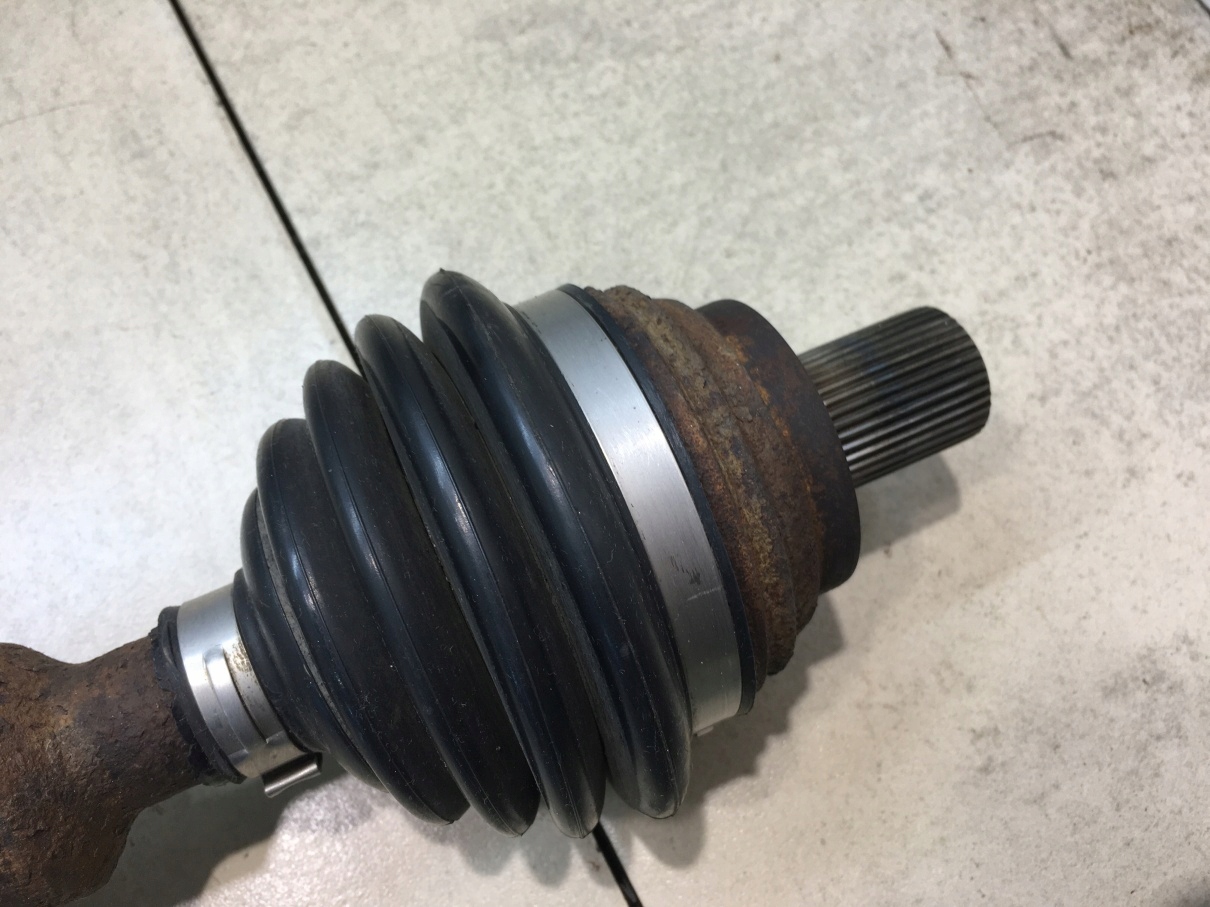 semi-axis right long VW GOLF V 1.4 FSI 1K0407272BE