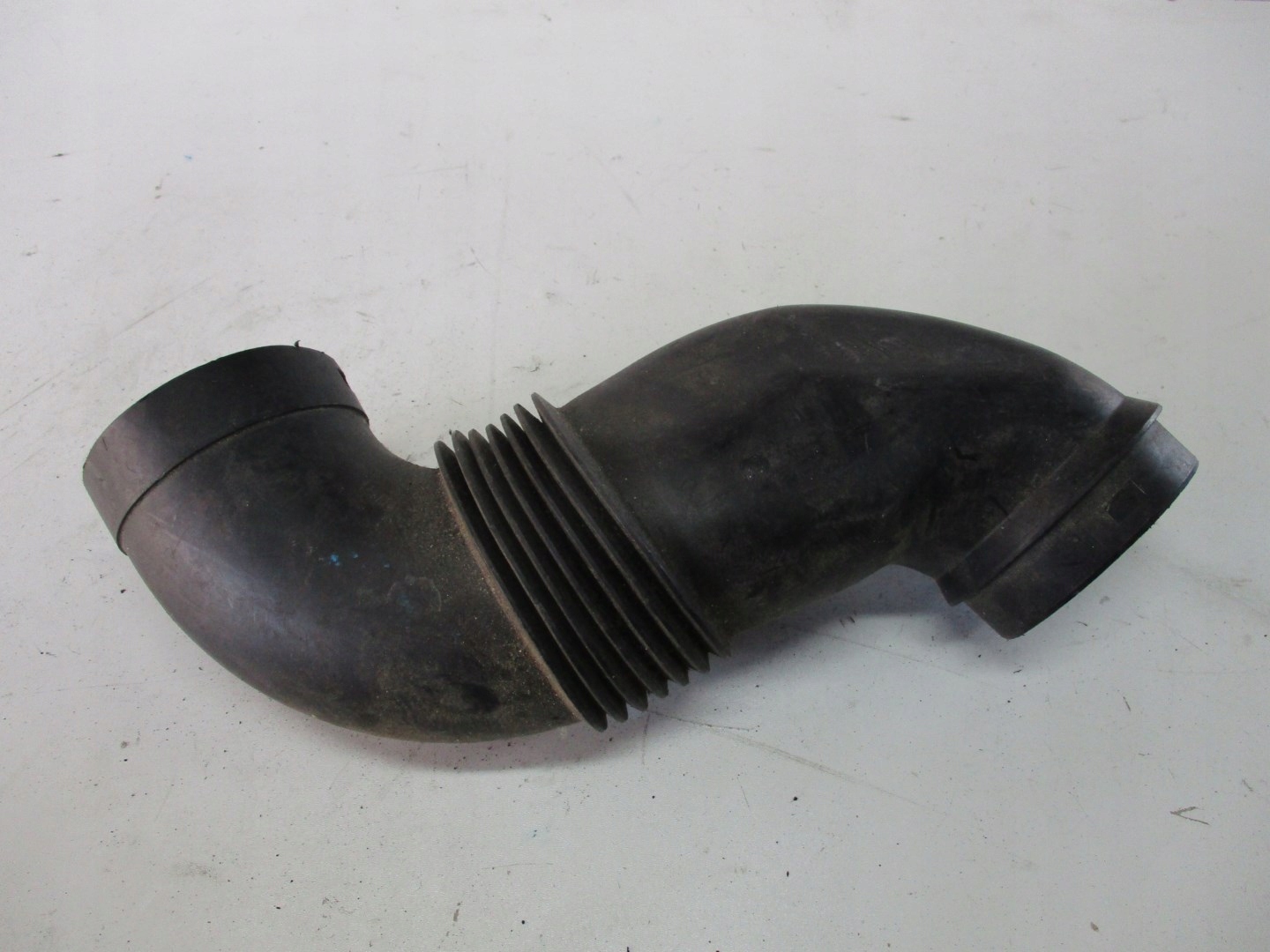 pipe intake air VW T5 T6 7E0129578E