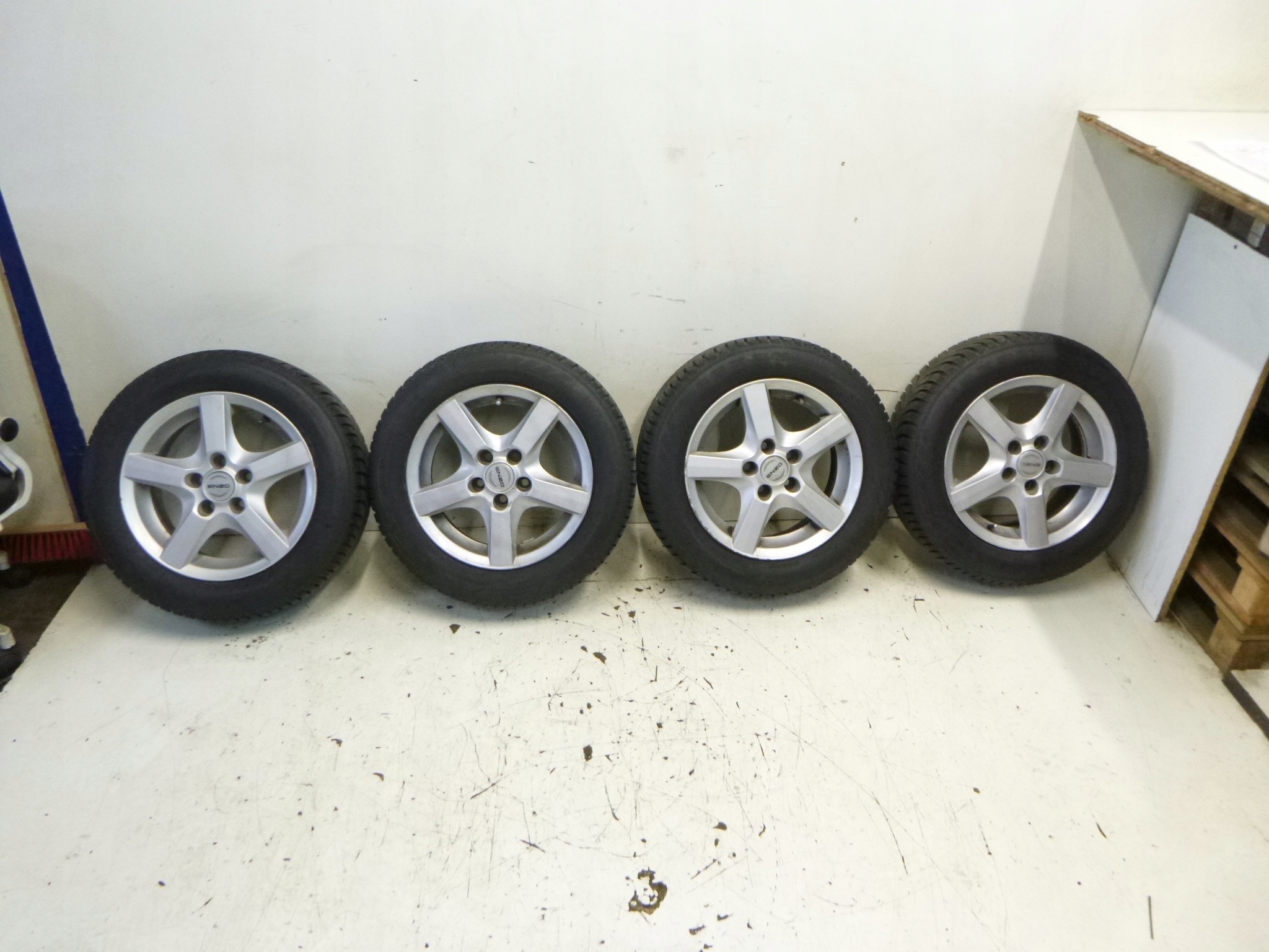 Felgi ALUMINIOWE + Opony Seat Ibiza III 185/60/14 5x100 GOLF FABIA