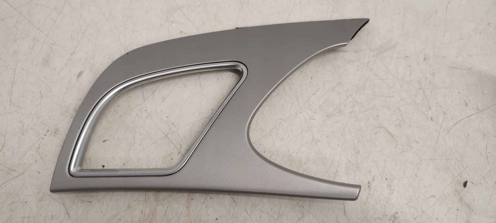 Dekory Moulage du tableau de bord Console Audi A4 B8