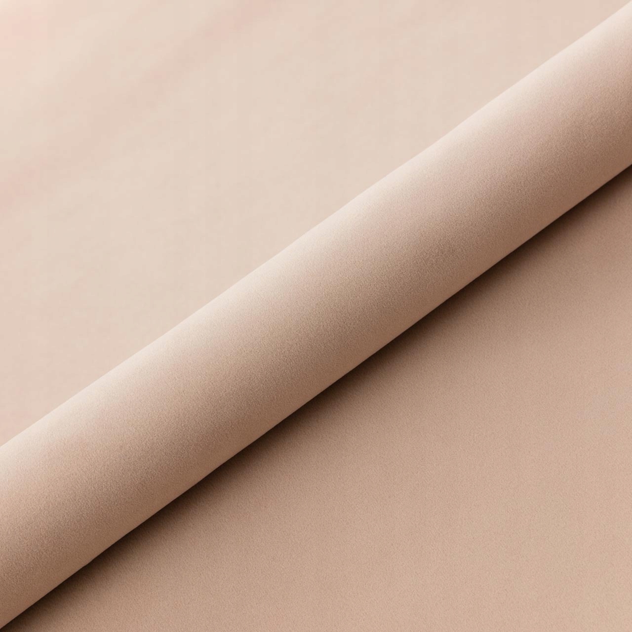 

Tkanina Obiciowa wodoodporna Venus Velvet 2934