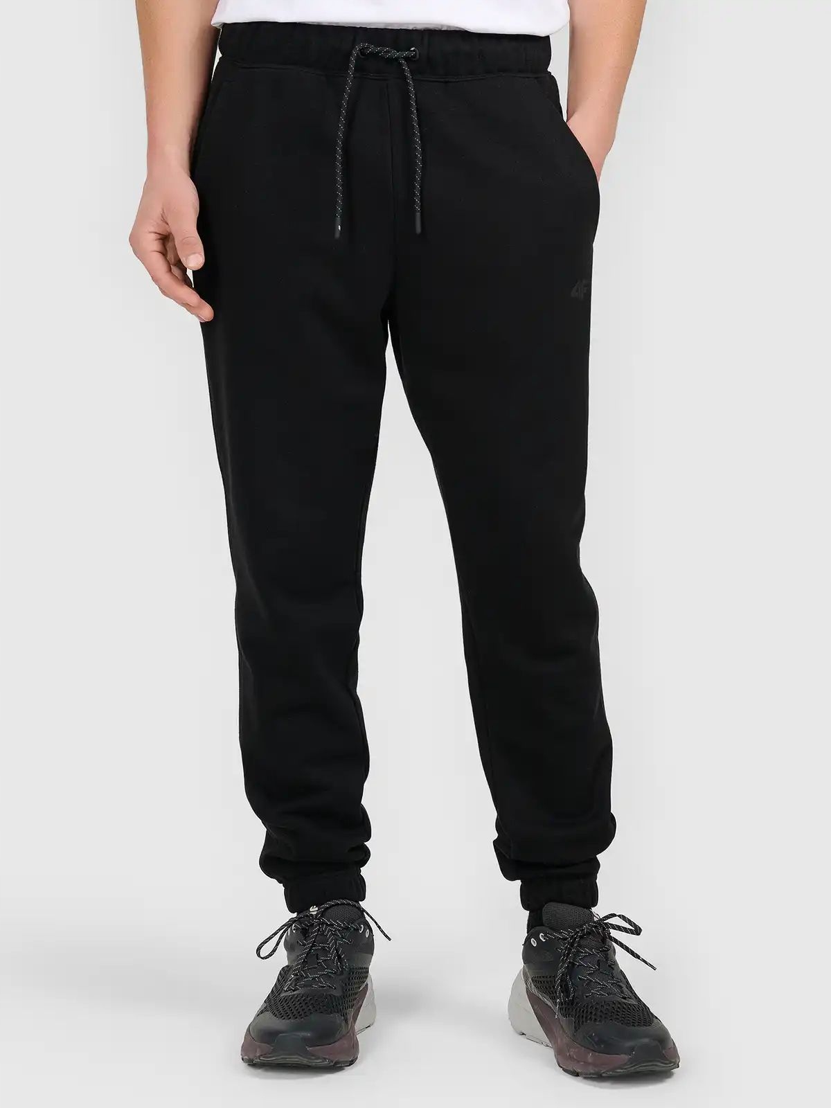 Pánské Tepláky 4F Sportovní Joggery L M1673 SS26