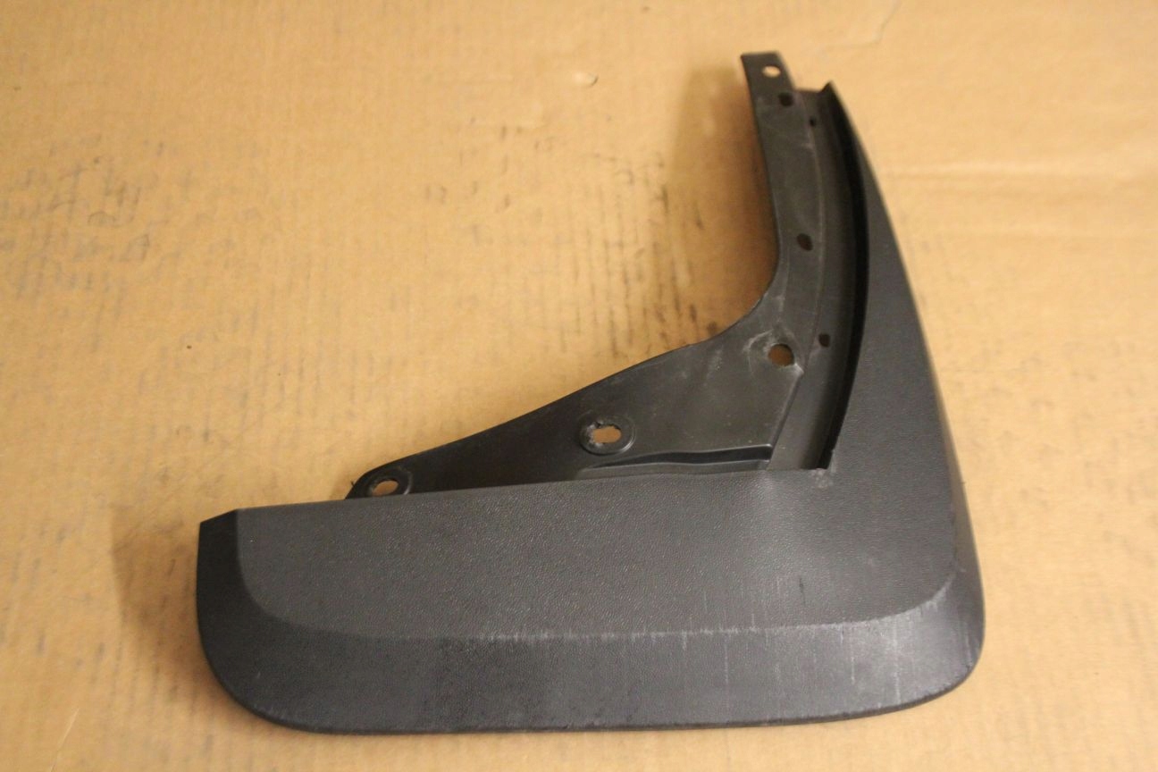 БРИЗГОВИКИ КОЛЕСА VW ATLAS 3CM075101