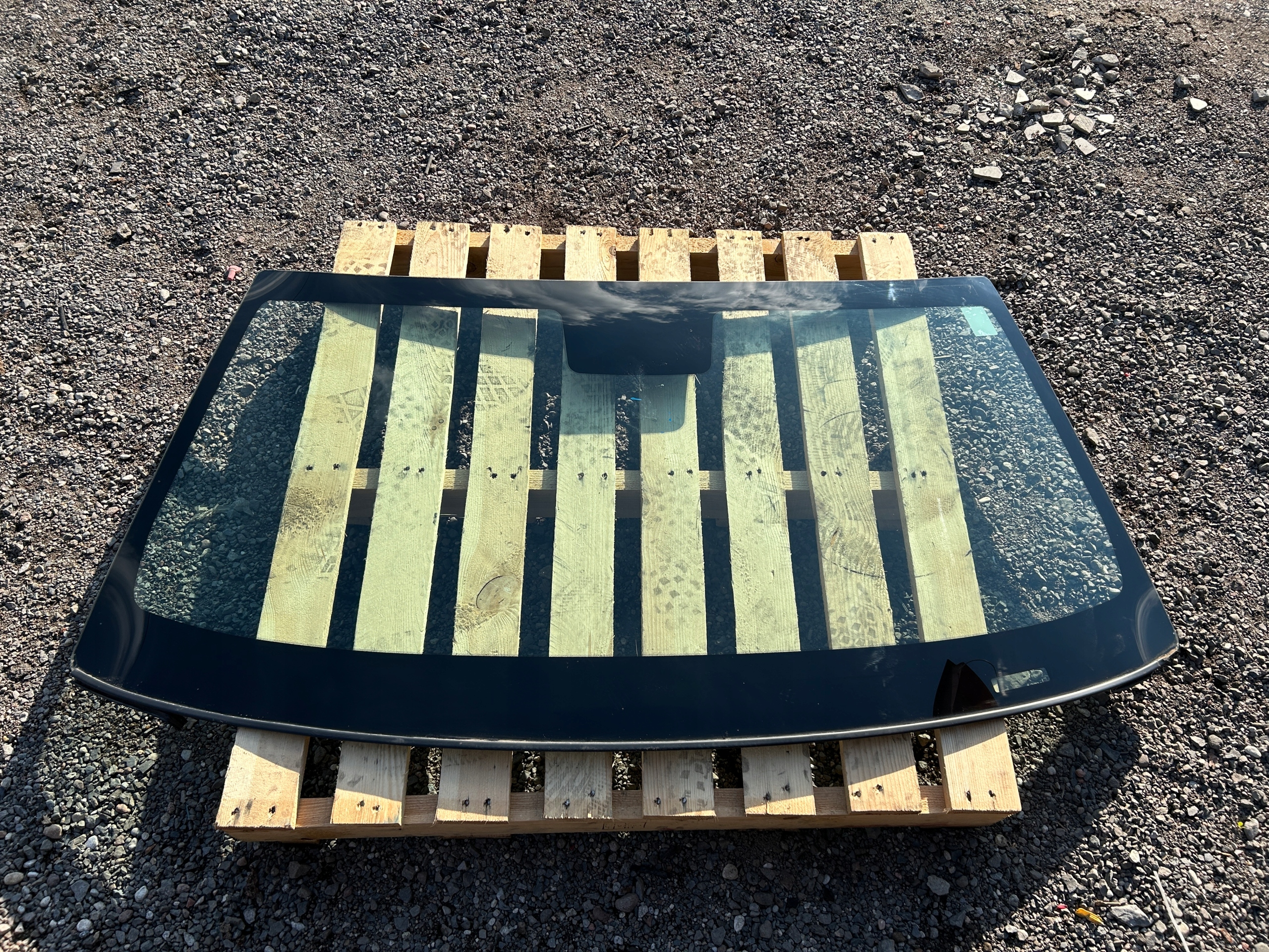 window iron front front Chevrolet Camaro Coupe 2009-2015