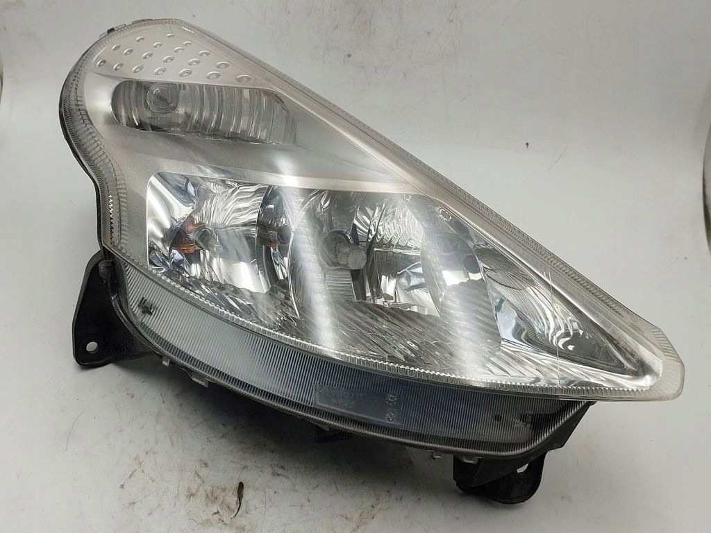 Citroen C3 Pluriel light right front front
