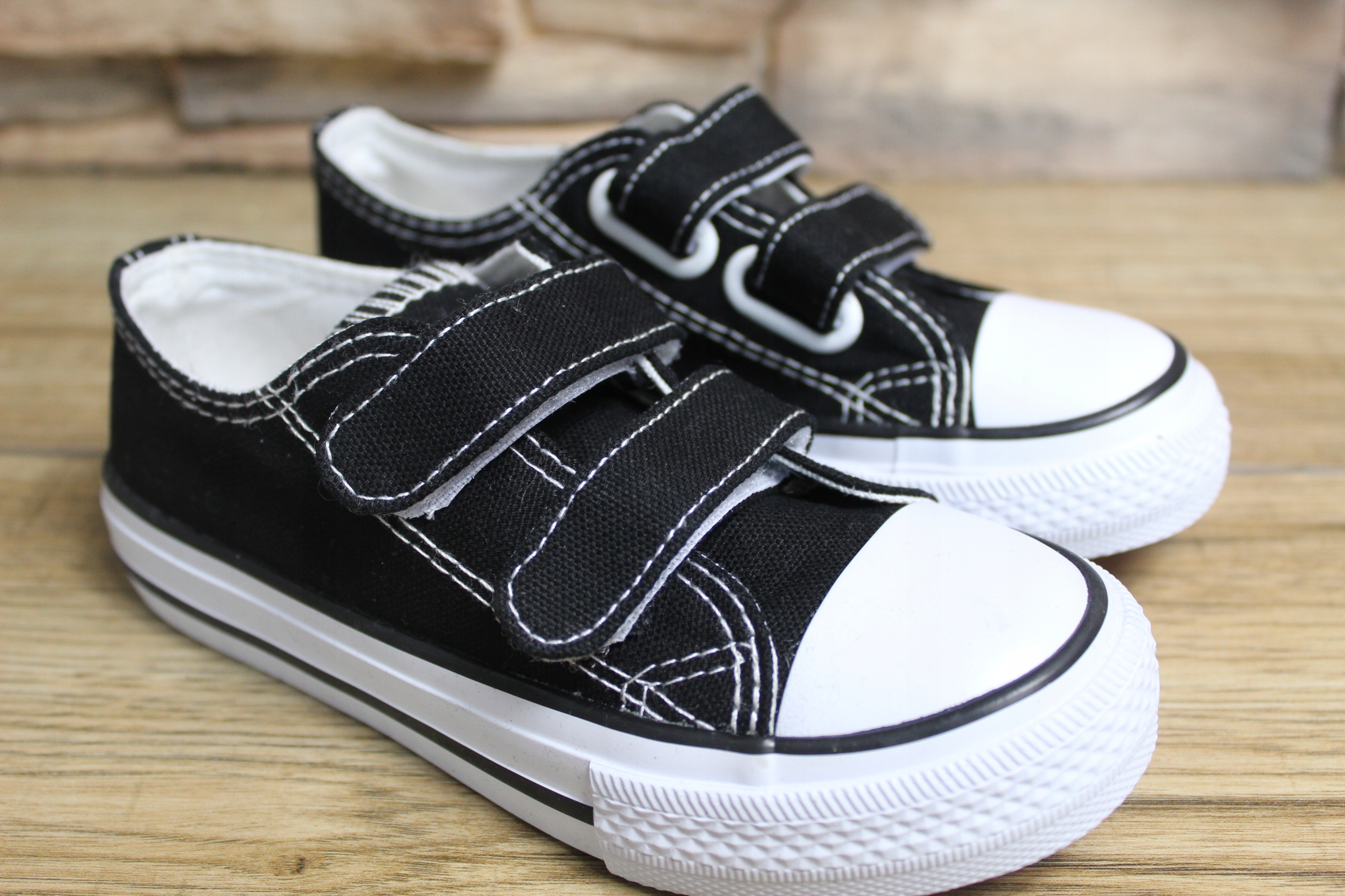 BUTY TRAMPKI SPORTOWE CZARNE ROZ.25 Marka Inna marka