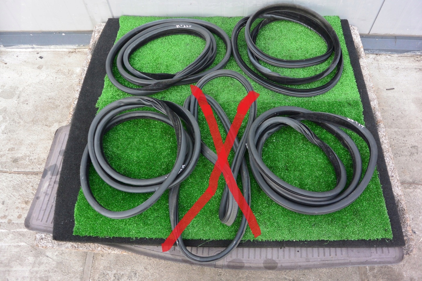 USZCZELKA DRZWI JAGUAR XF X250 LIFT SEDAN KOMPLET