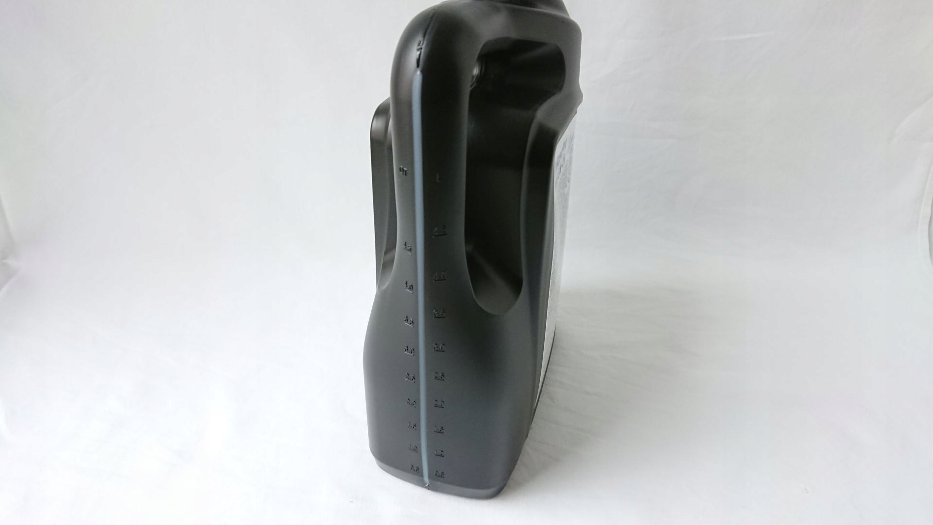 OLEJ MOPAR MAX PRO 5W20 7L SYNTETYK Model MaxPro