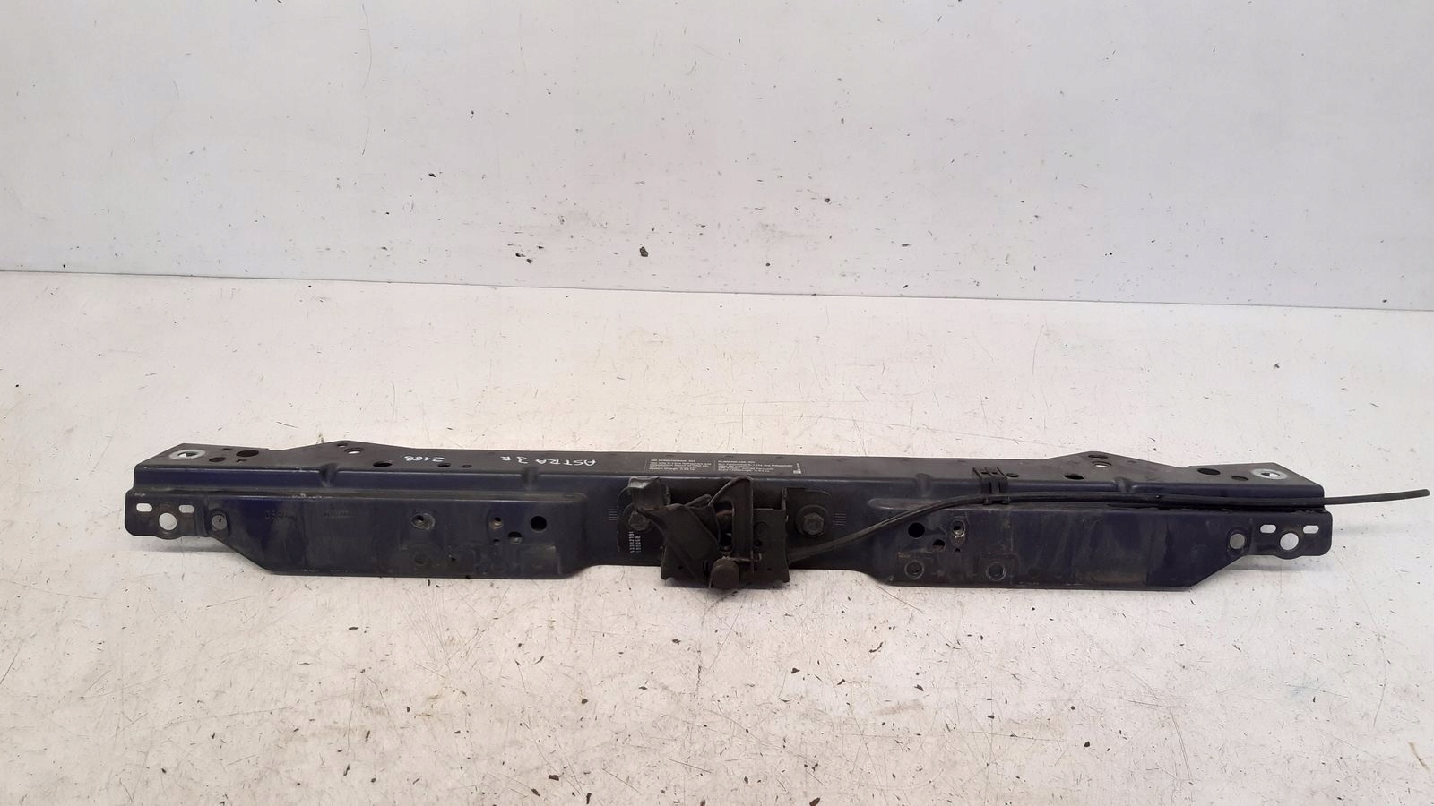 support panel for radiators pillar sider Opel Astra J 2,0 CDTI
