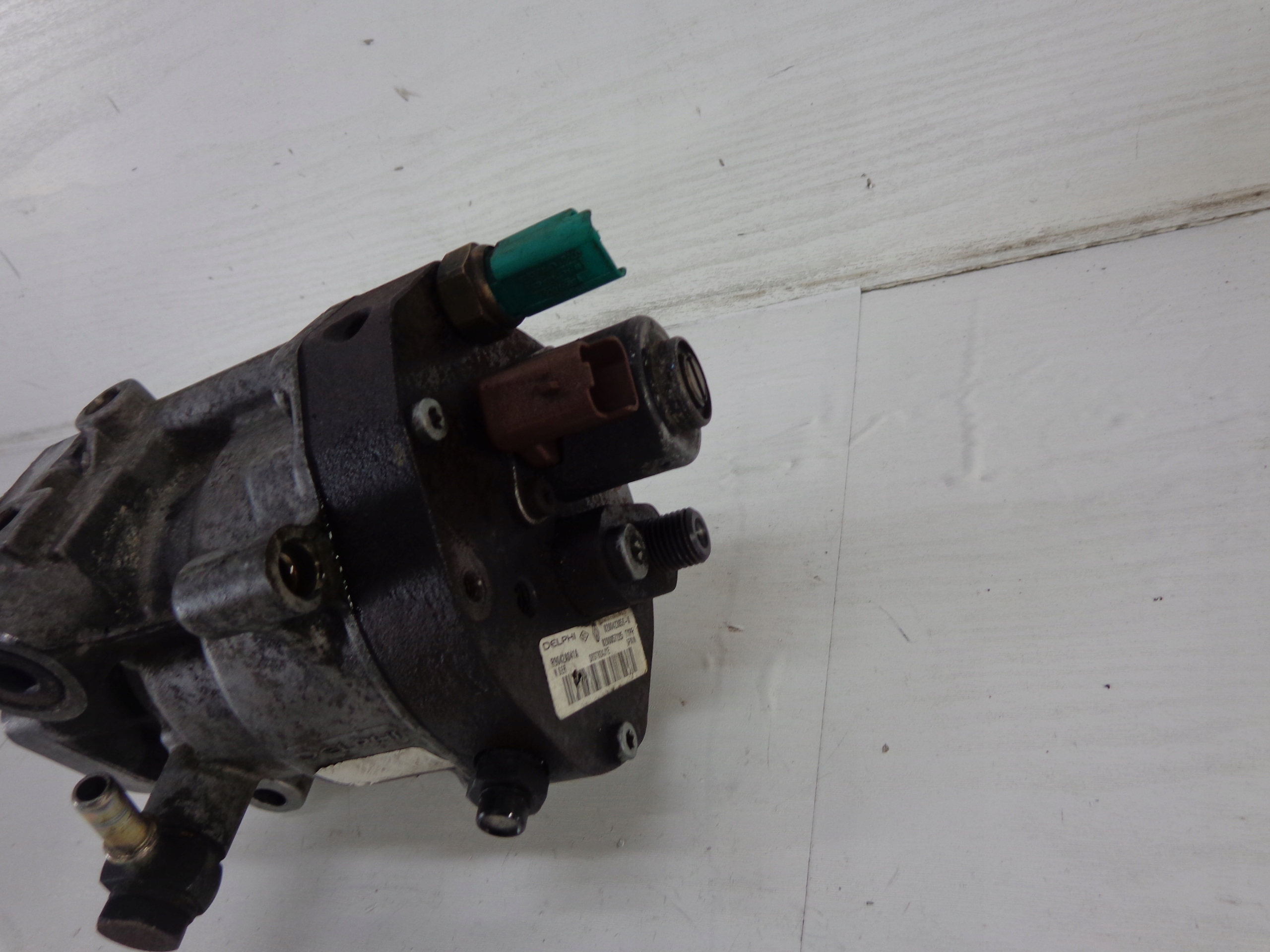 | RENAULT MEGANE II 2 1.5 DCI POMPA WTRYSKOWA 8200423059-A R9042A041A Marka Delphi