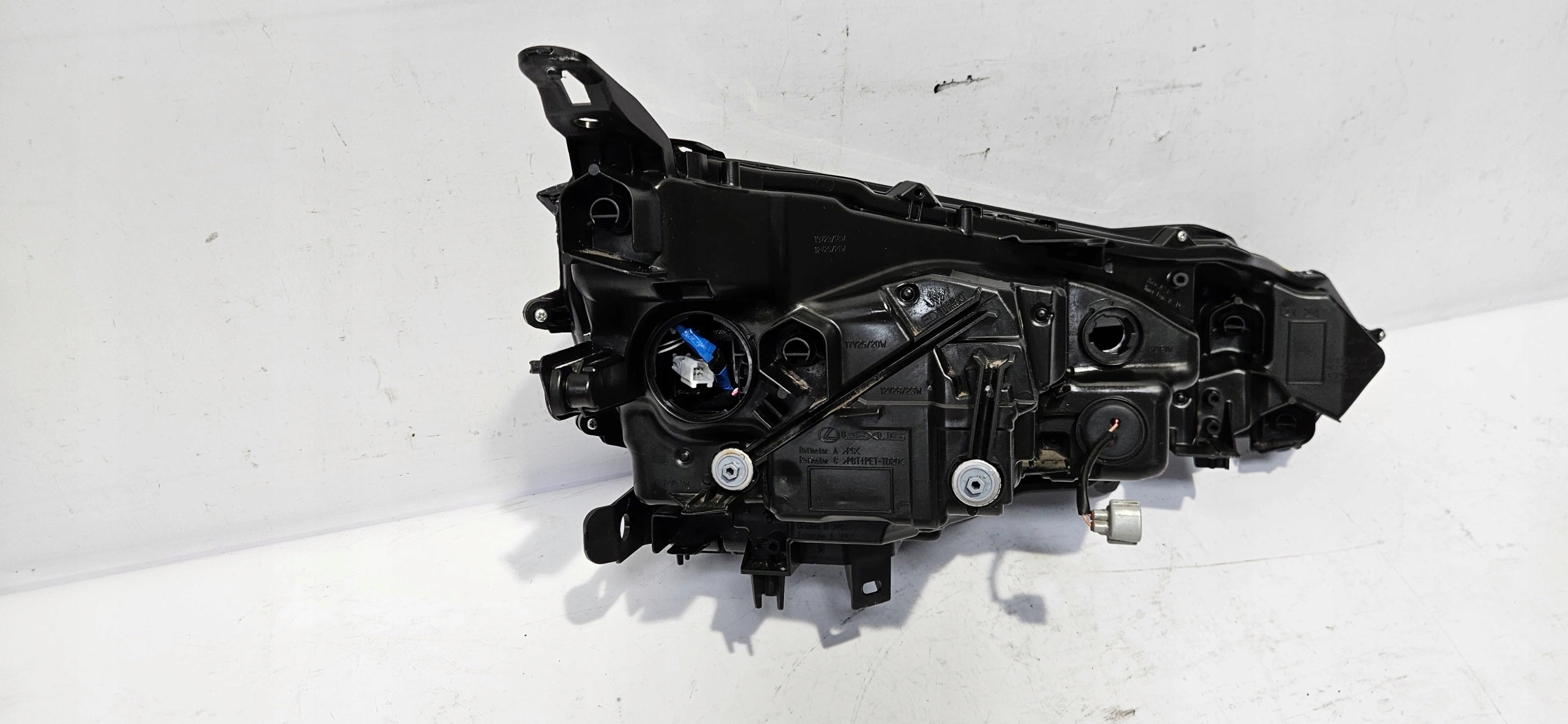 Feux phare Gauche Avant LEXUS UX 18- Original KOITO 76-41