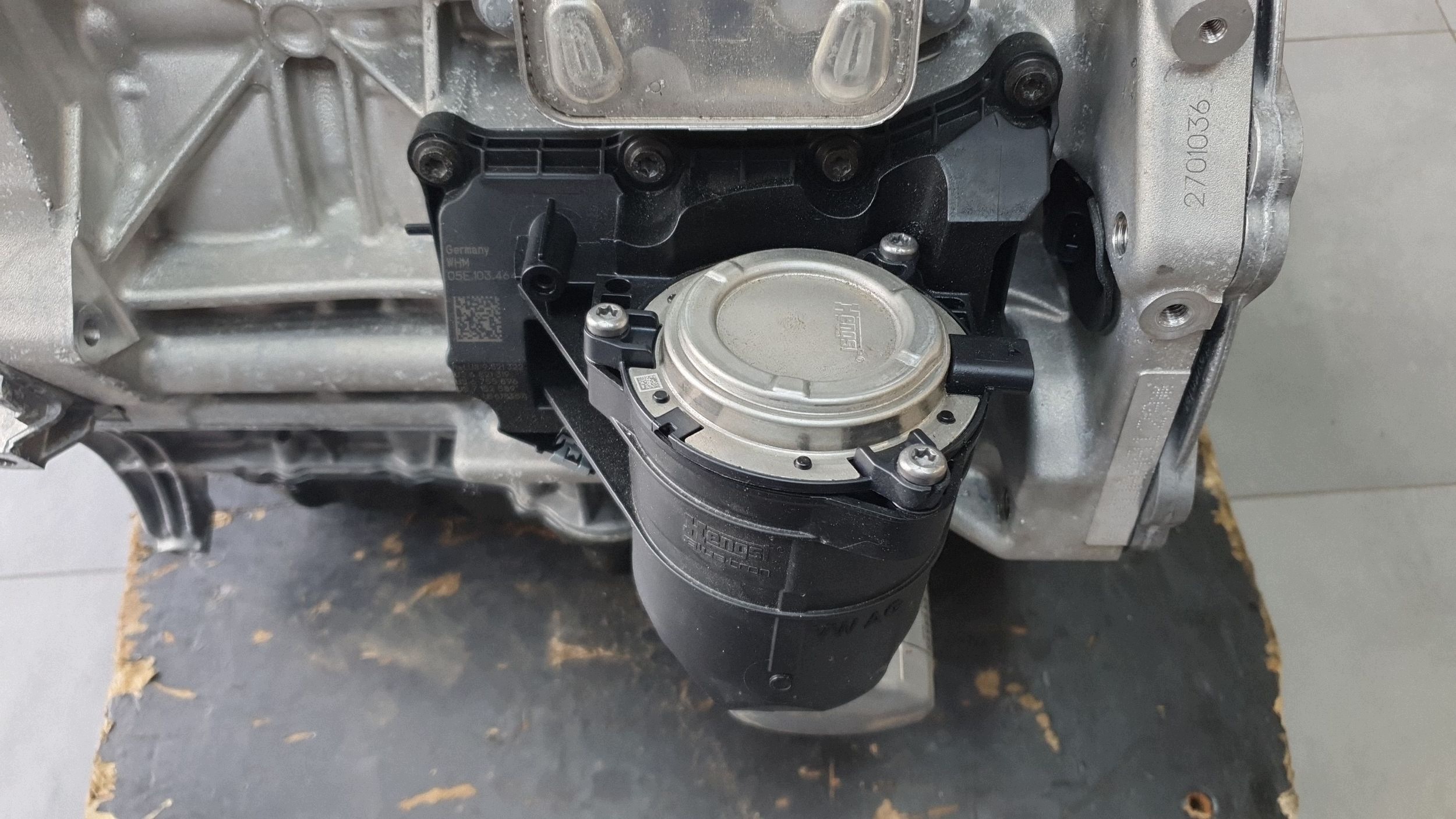 Audi A3 8Y 2025 engine MOTOR pillar coils as new 13KM DXDA