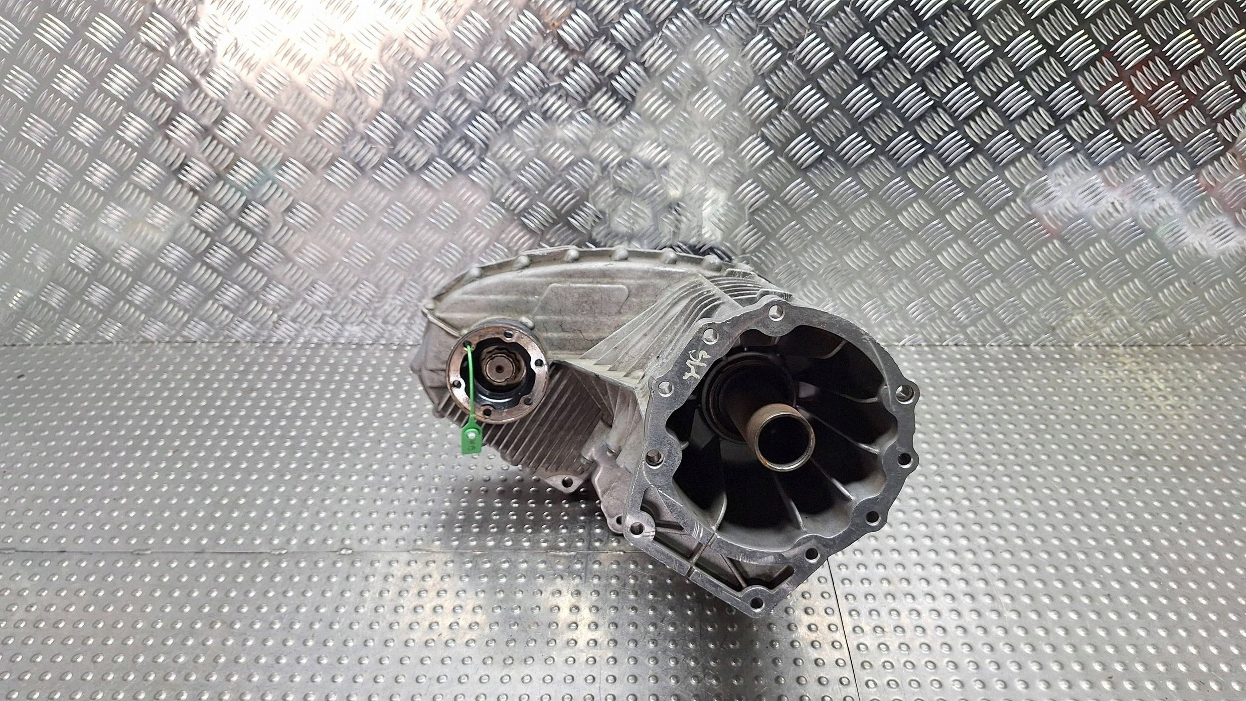REDUKTOR cambio 0AD341012E NVG VW TOUAREG e 5.0 TDI V10