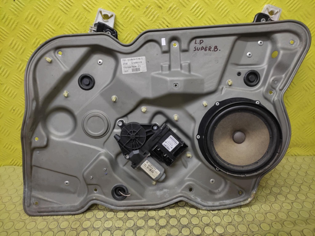 SKODA SUPERB window regulator left front 1T0959702B