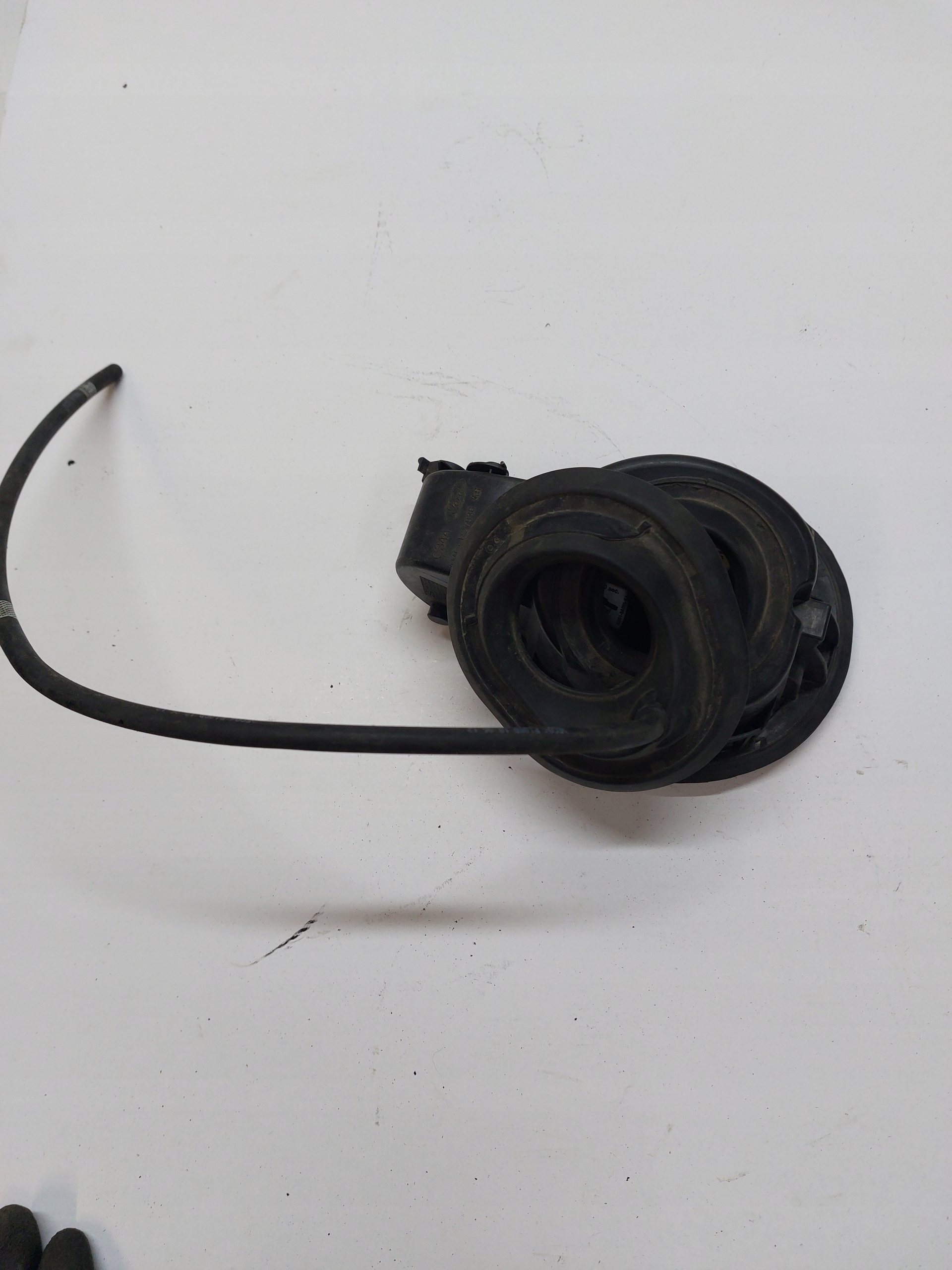 Volet trappe carburant Carburant FORD C-MAX MK2 AM51-R405A02-AB