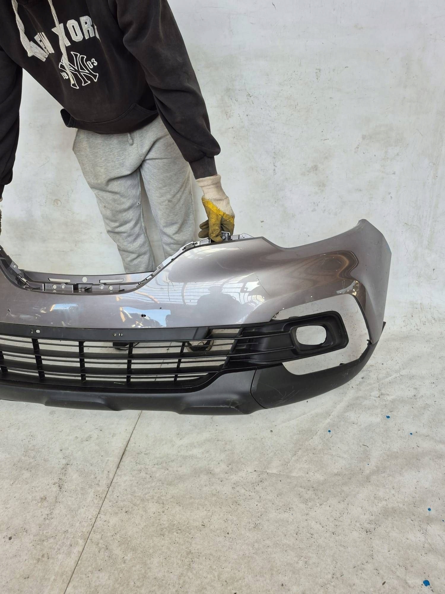 RENAULT CAPTUR and LIFT 17- bumper front front