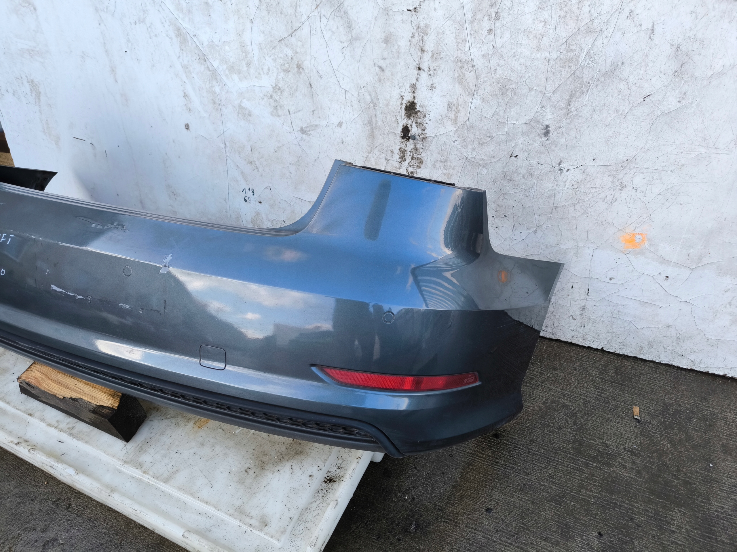 bumper rear part AUDI A3 8V sedan CABRIO PDC LZ7S original complete !!!