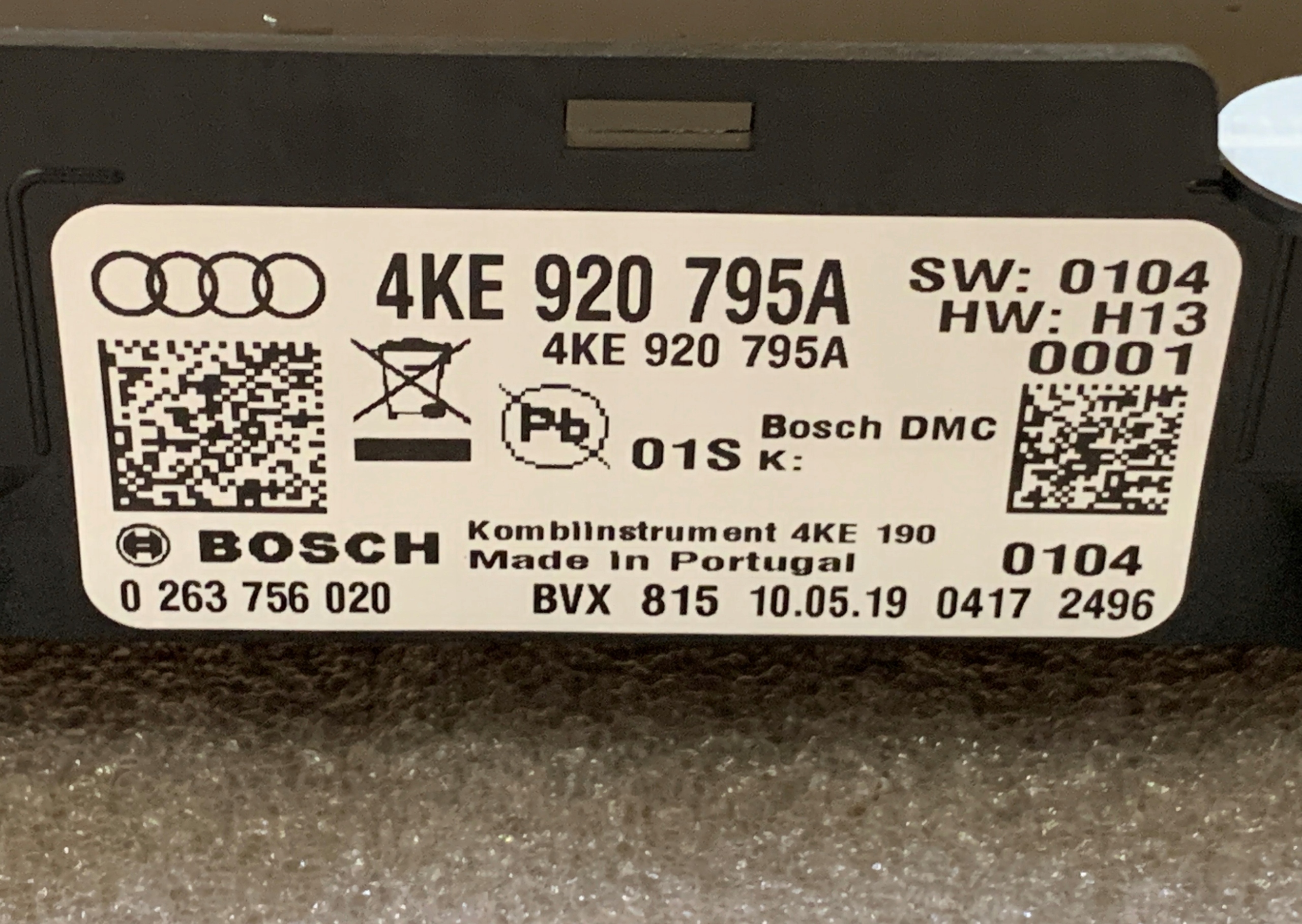 AUDI ETRON dials clock VIRTUAL cockpit 4KE920795A 27km