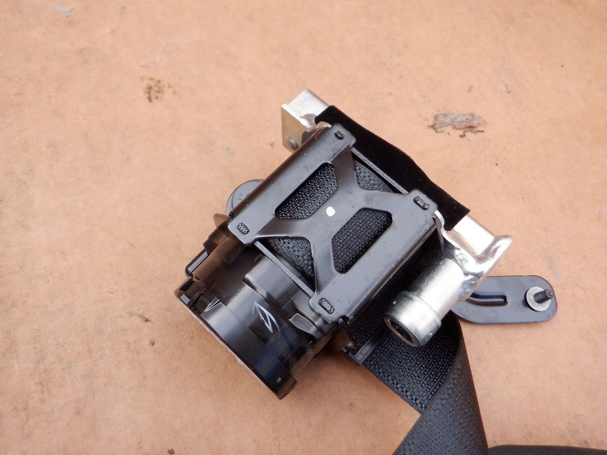 PASY BEZPIECZENSTWA TYLNE FORD EDGE LIFT 2019 USA Part number KT4B R611E51 AH