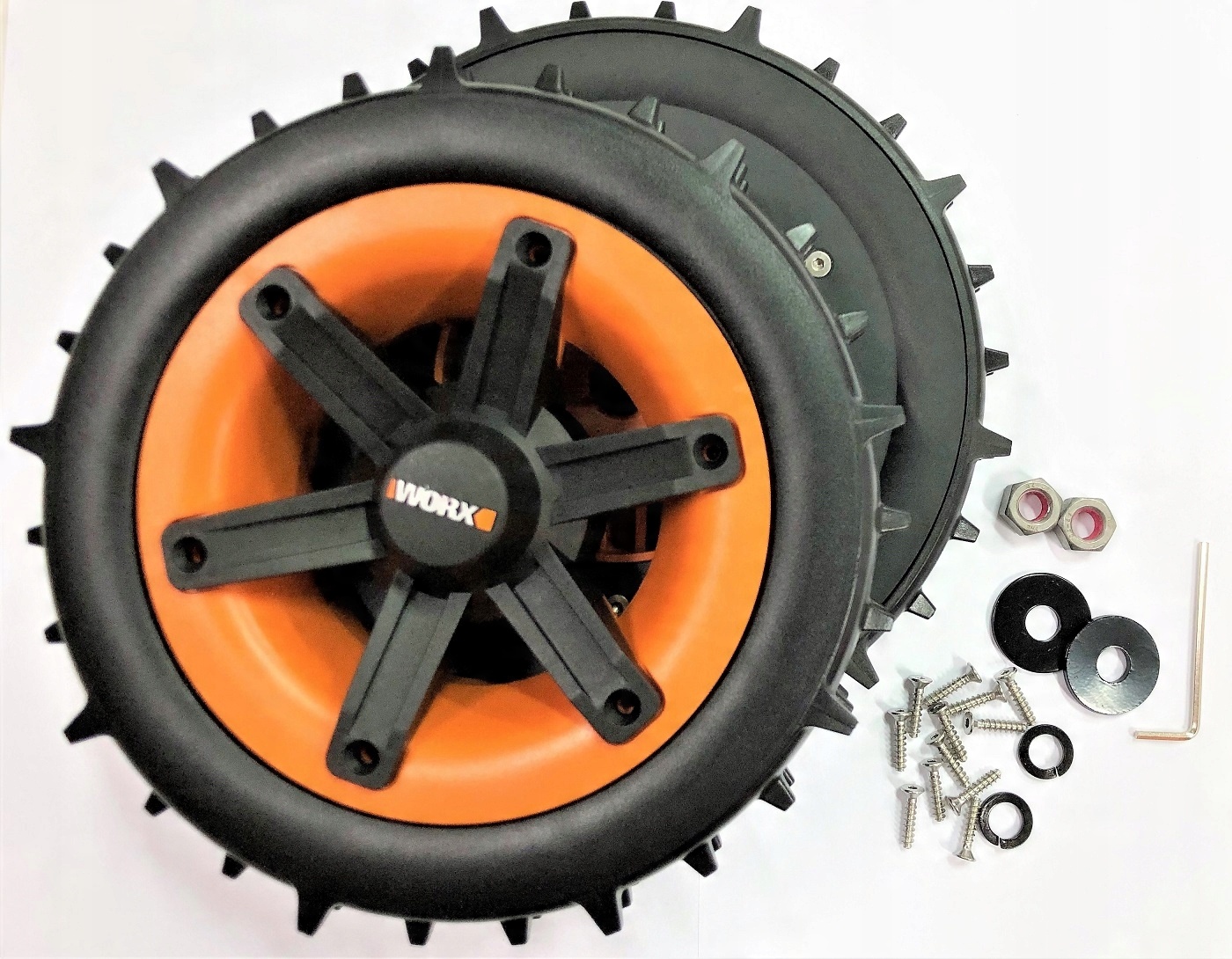 

Worx – Koła terenowe do kosiarki WA0952 50042440