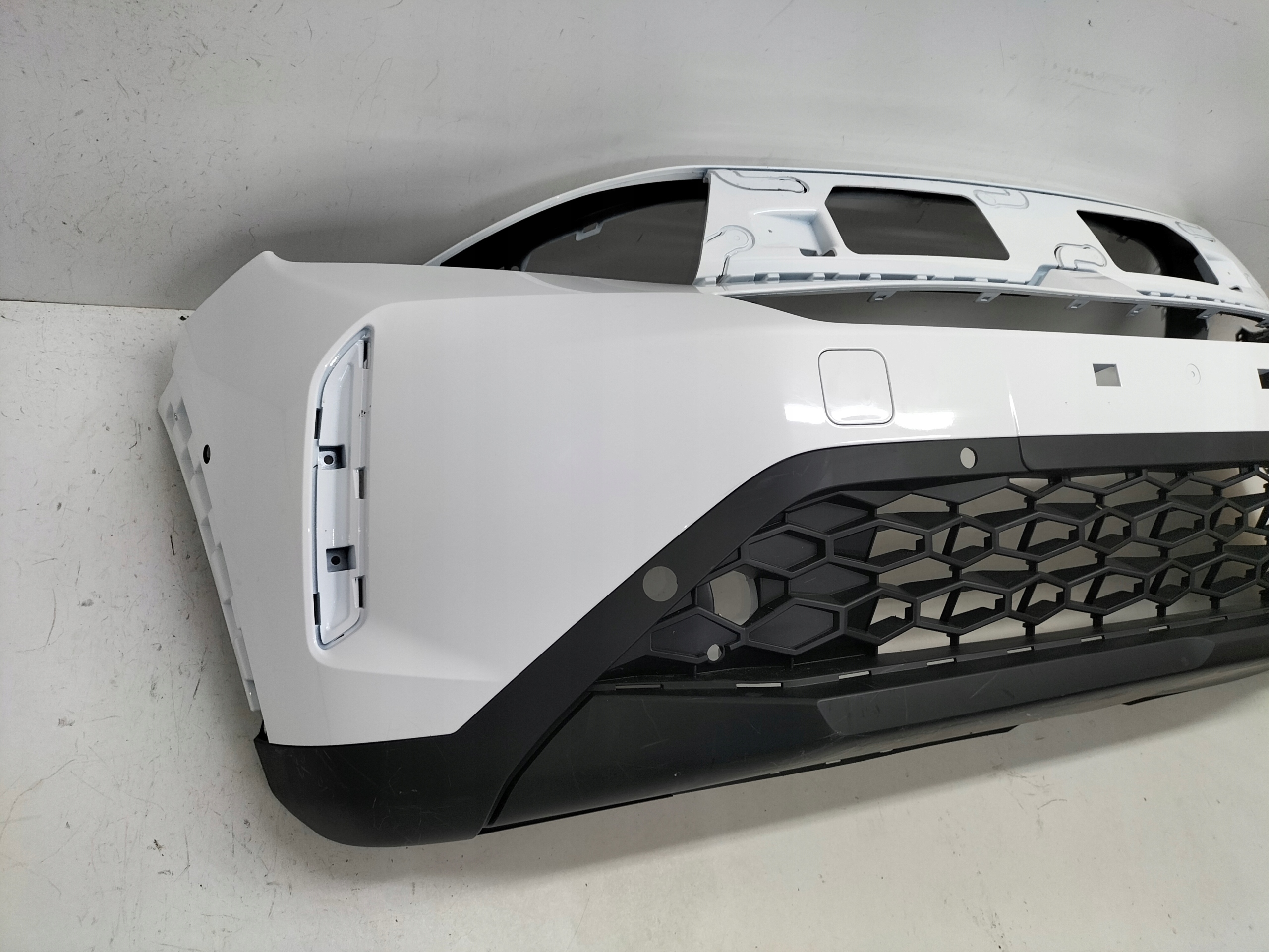 front bumper front OPEL FRONTERA C 24