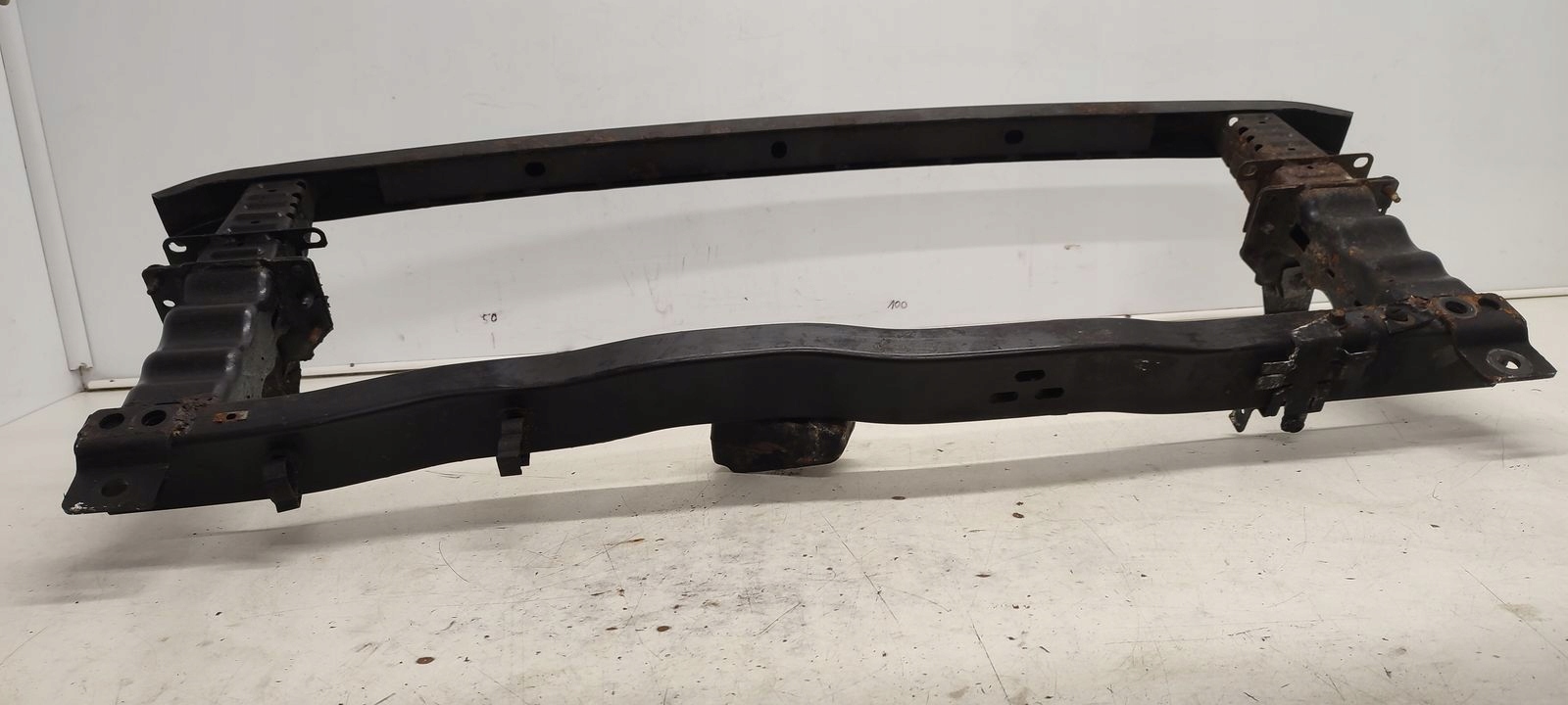 bumper support front front Citroen C6 2,7 HDI