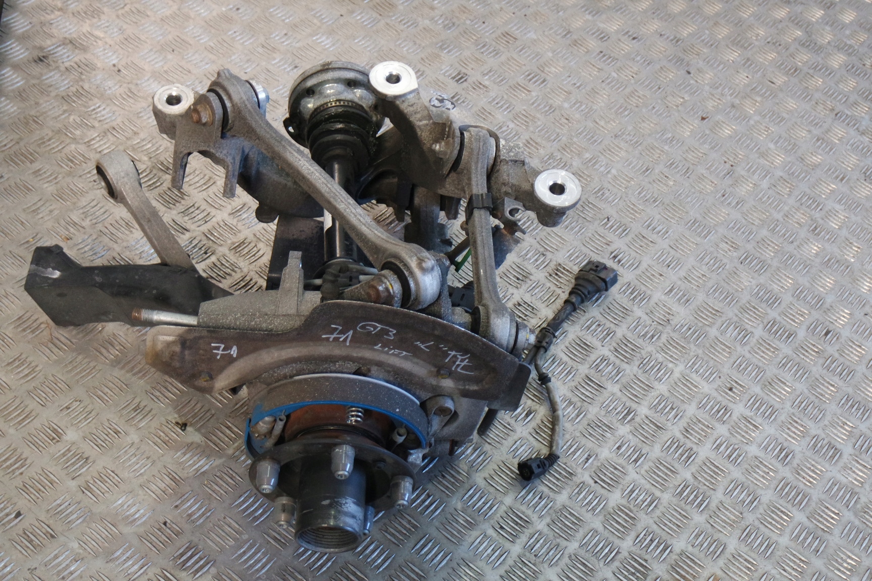 99133202481 99133106381 - ЗАДНЯ ЛІВА ПІДВІСКА PORSCHE 991 GT3 LIFT