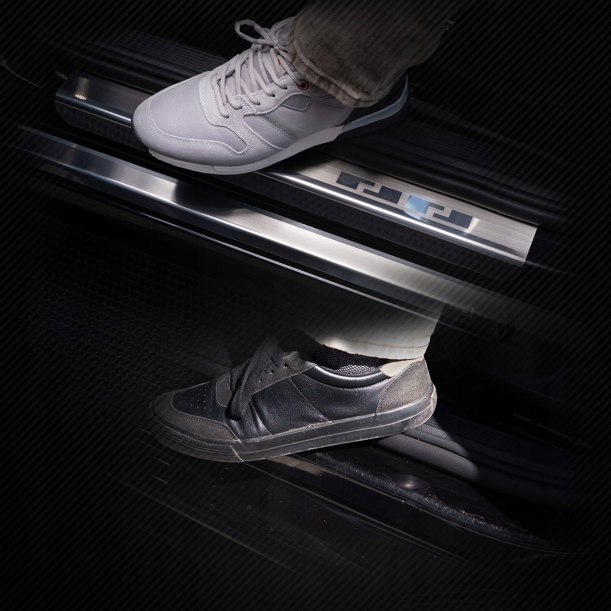 Ochranné krytky předních prahů pro Ford Transit Custom II 2023-