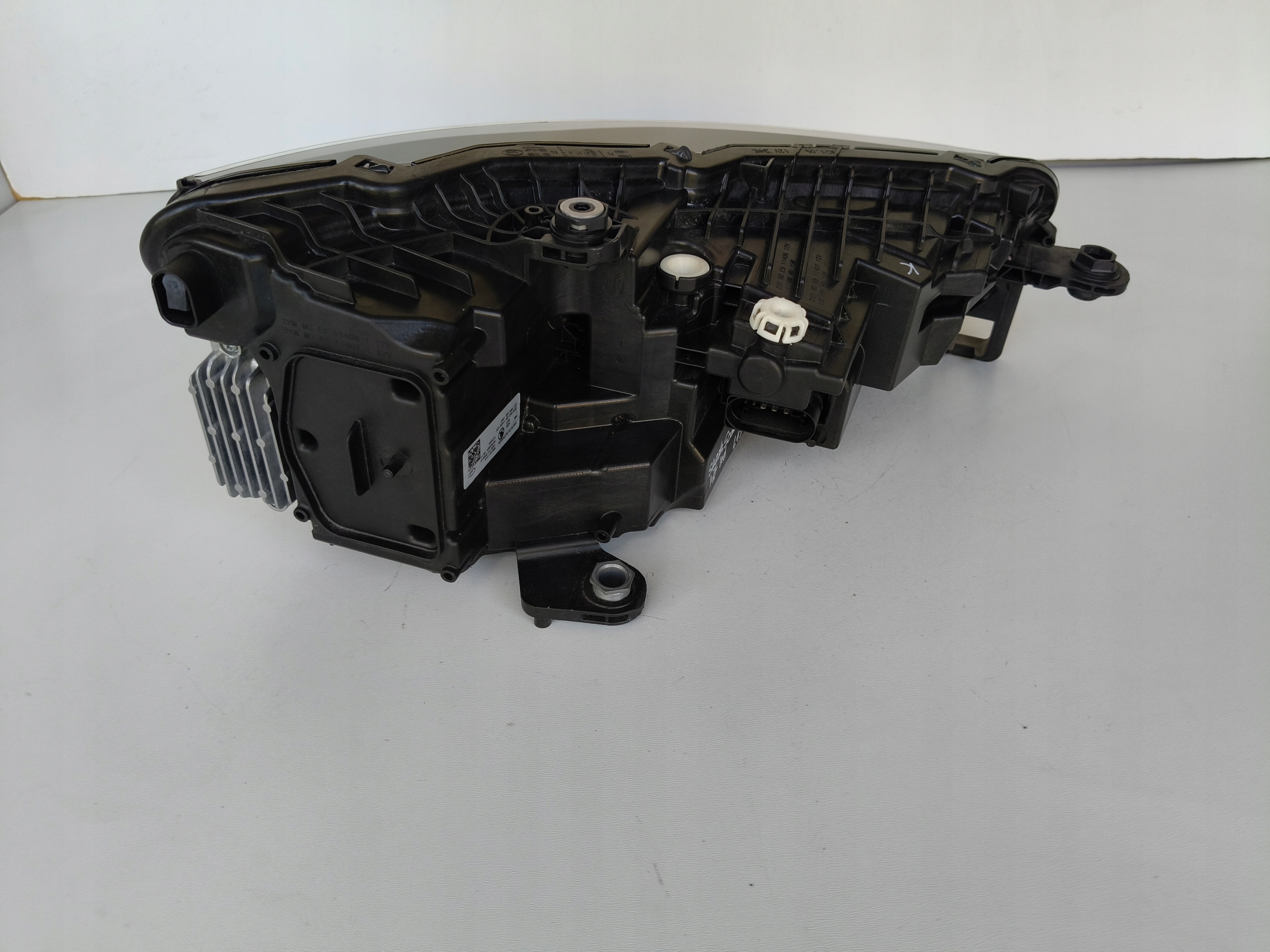light left REFLEKTOR SKODA SCALA 655 LIFT LED