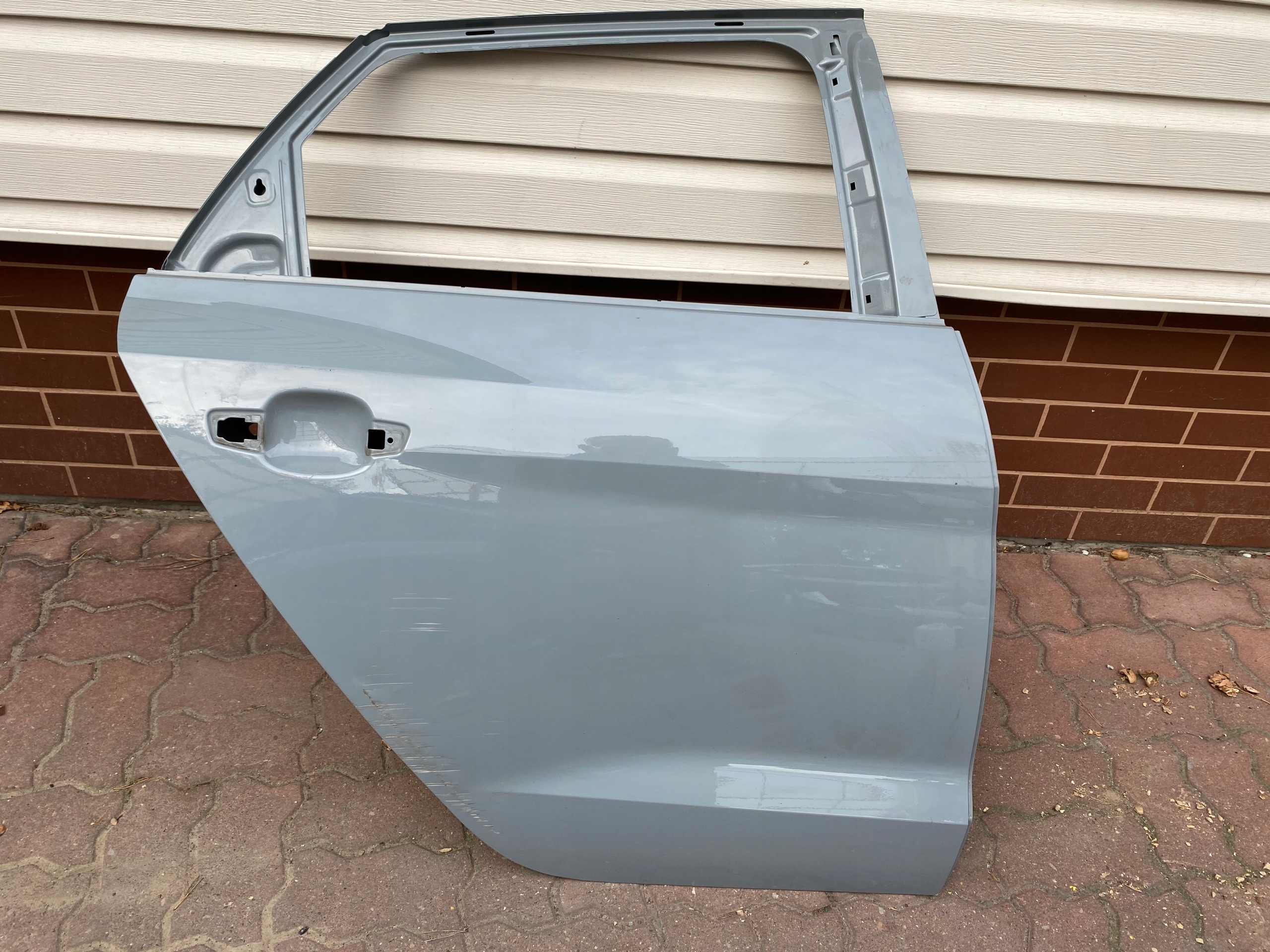 AUDI A1 II2a2g 18- ДВЕРІ ПРАВЕ ЗАДНЄ