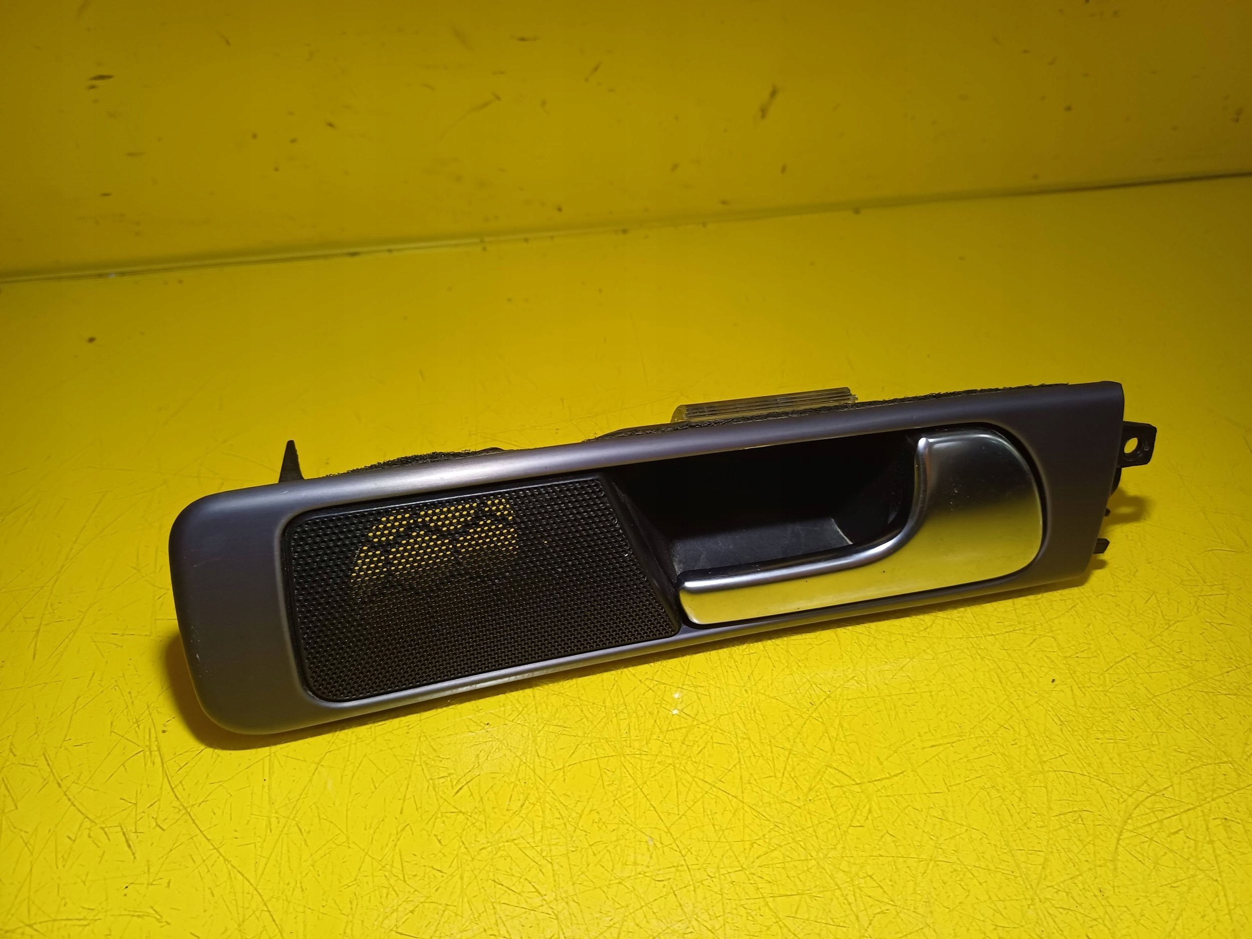 ручка двери внутренняя Audi A6 C5 4B0839020 NR10