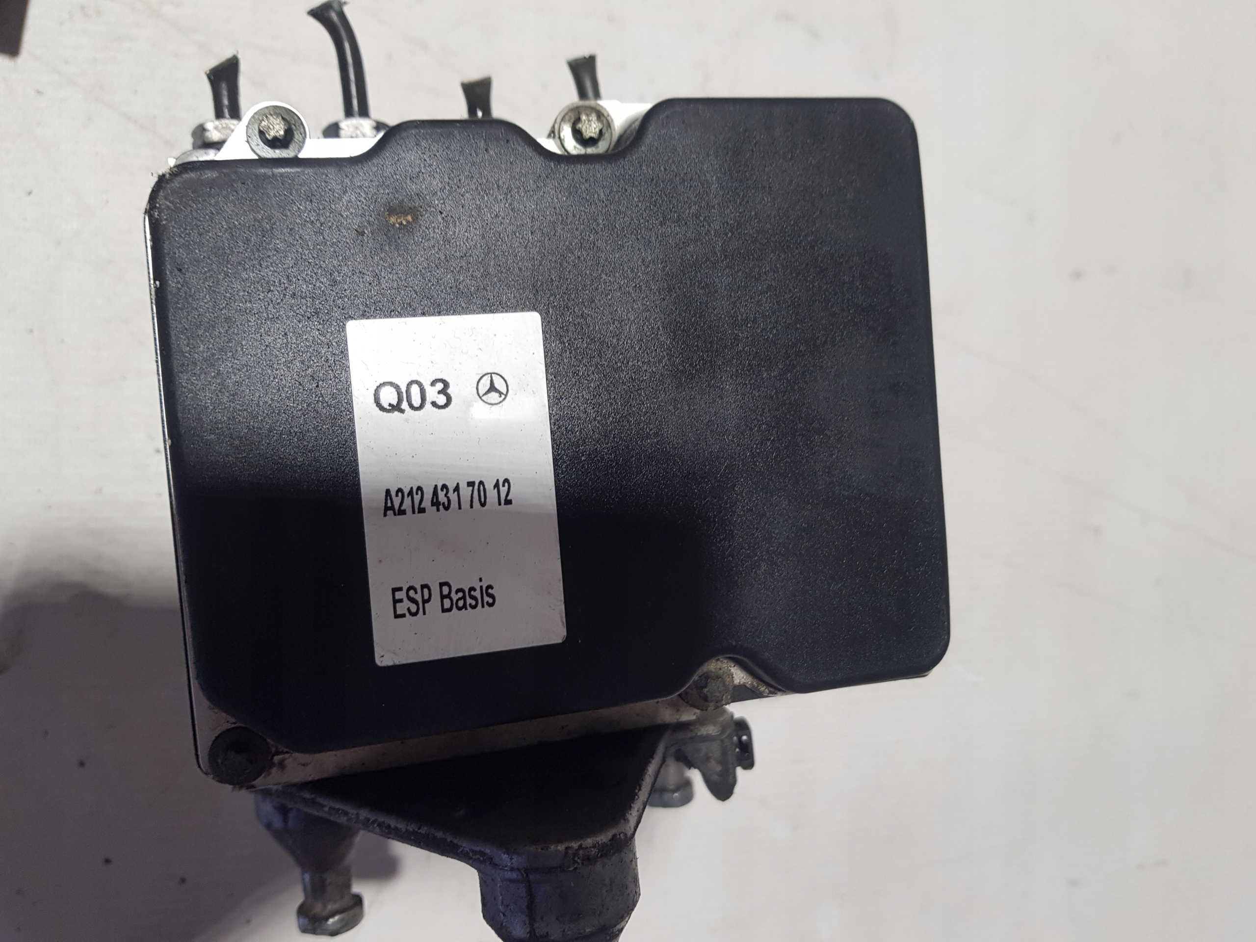 MERCEDES E KLASA W212 W207 pump ABS control unit ESP