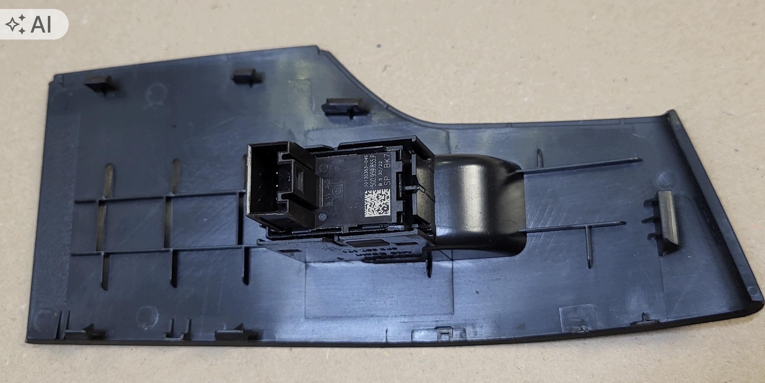 PANEL switch windows left rear part SEAT ATECA CUPRA FORMENTOR 6F2867171 OE
