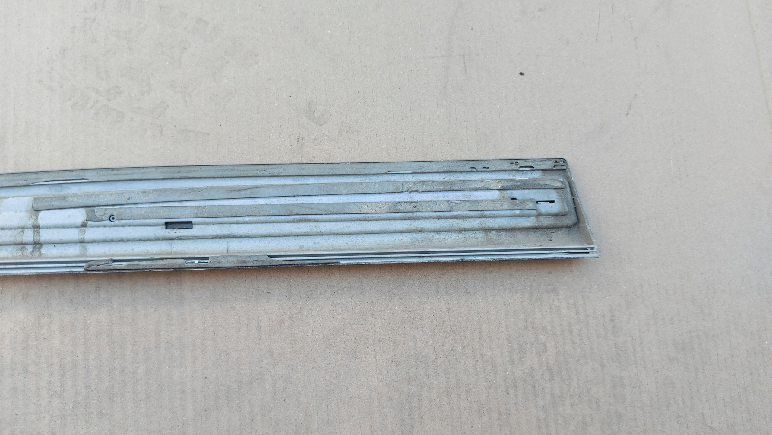 moulding door right front TOYOTA YARIS III