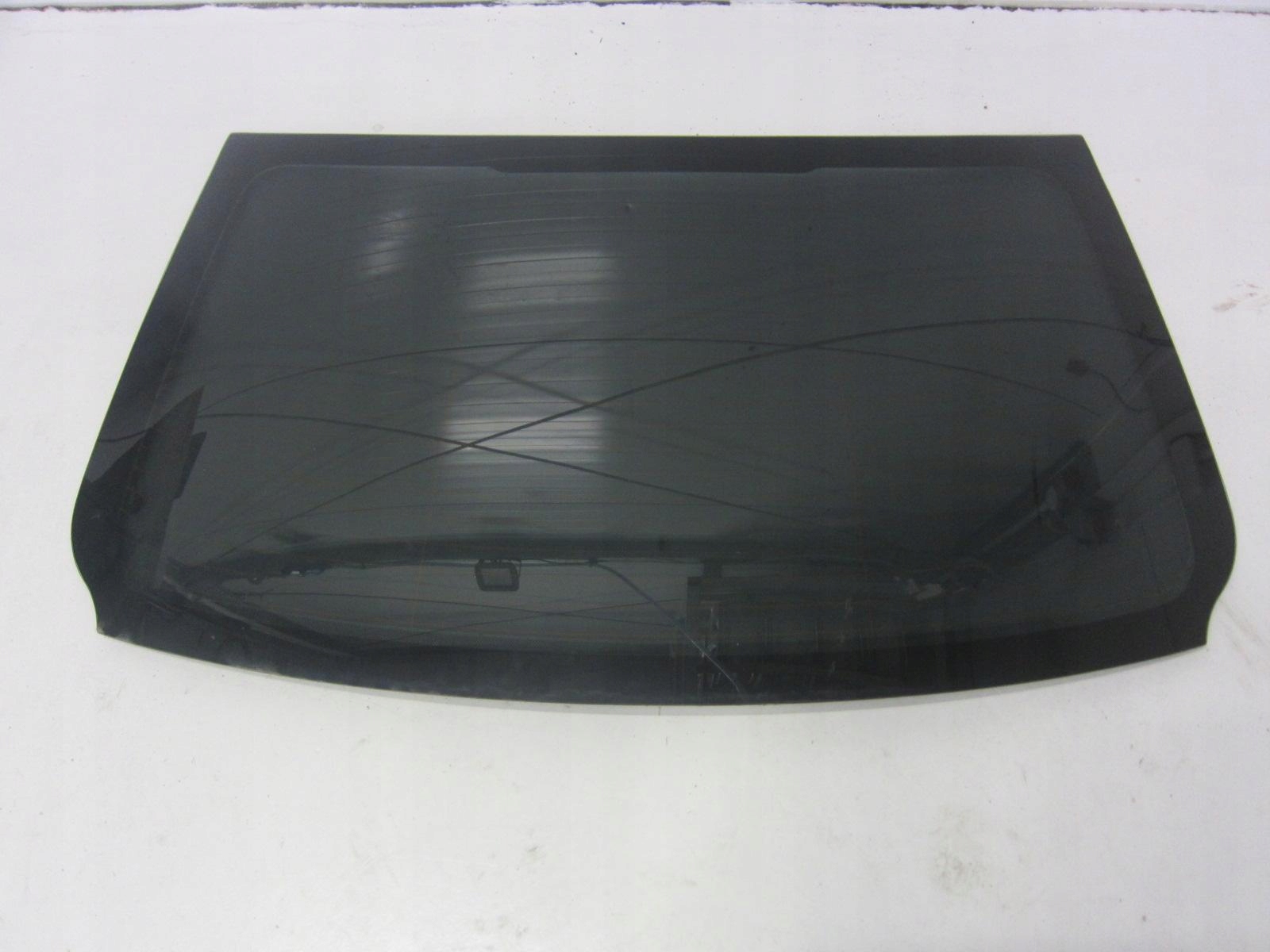 BMW F30 F80 заднее стекло заднее тонированное 7258074