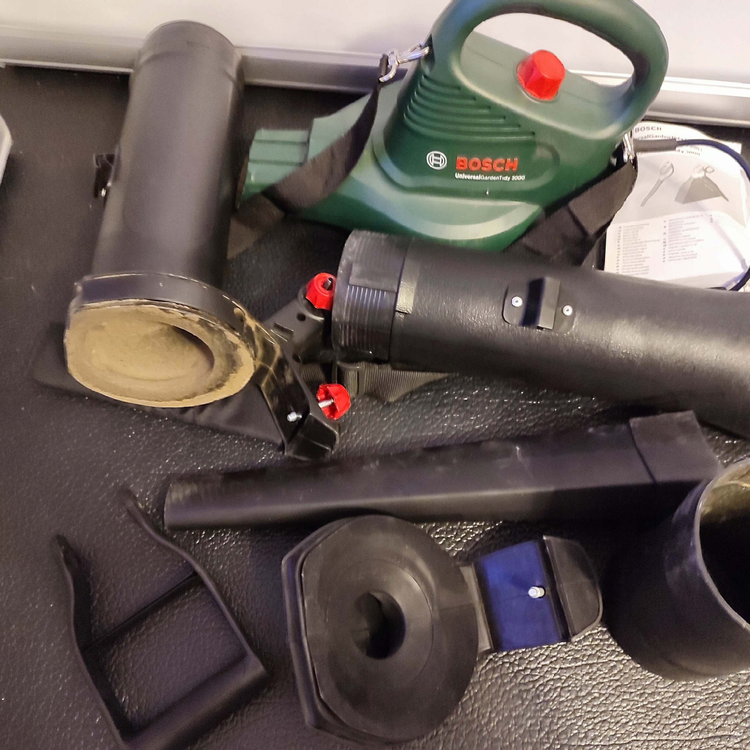 DMUCHAWA DO LIŚCI BOSCH Universal Garden Tidy 3000 Marka Bosch